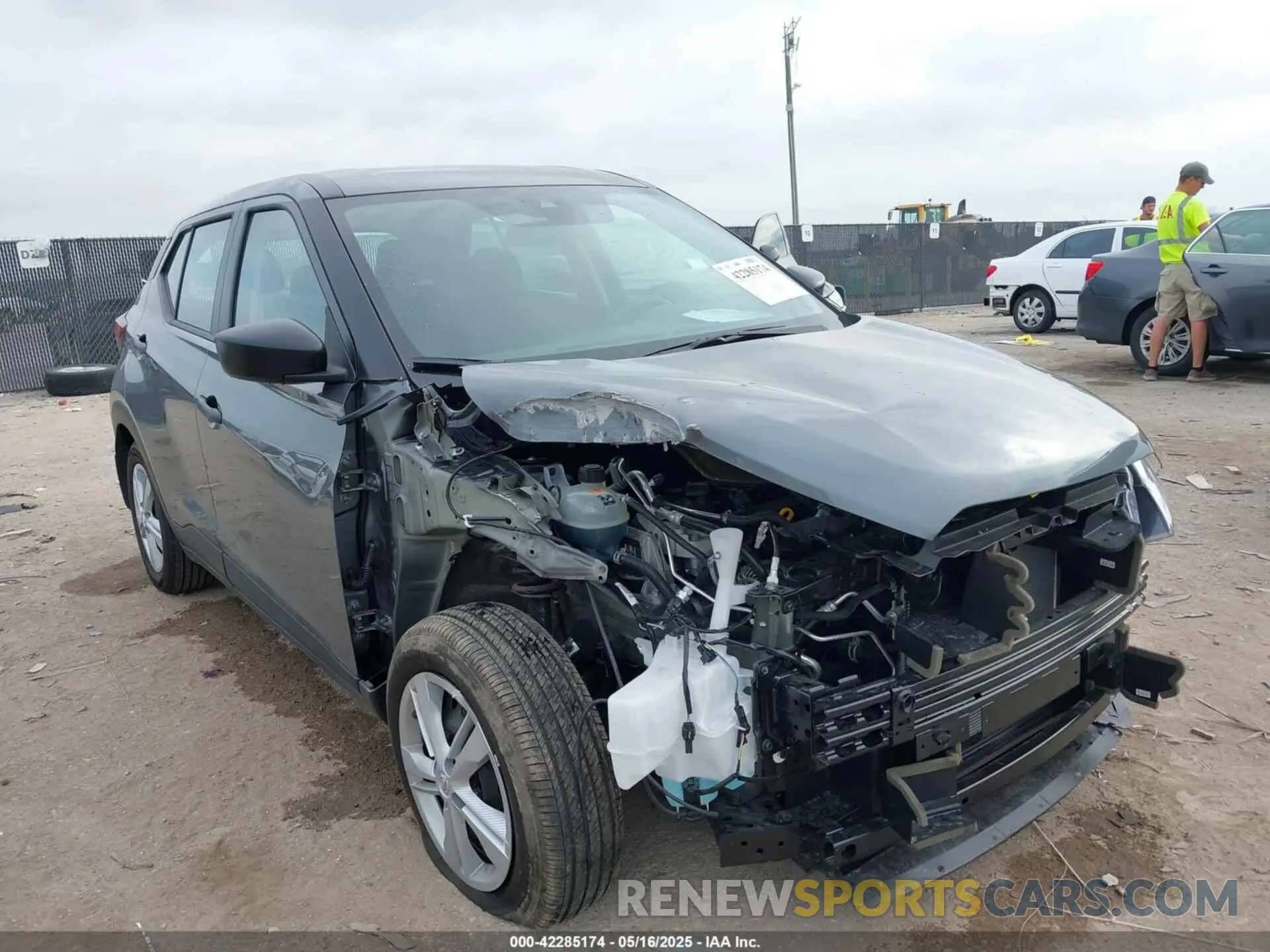 1 Photograph of a damaged car 3N1CP5BVXSL478059 NISSAN KICKS PLAY 2025