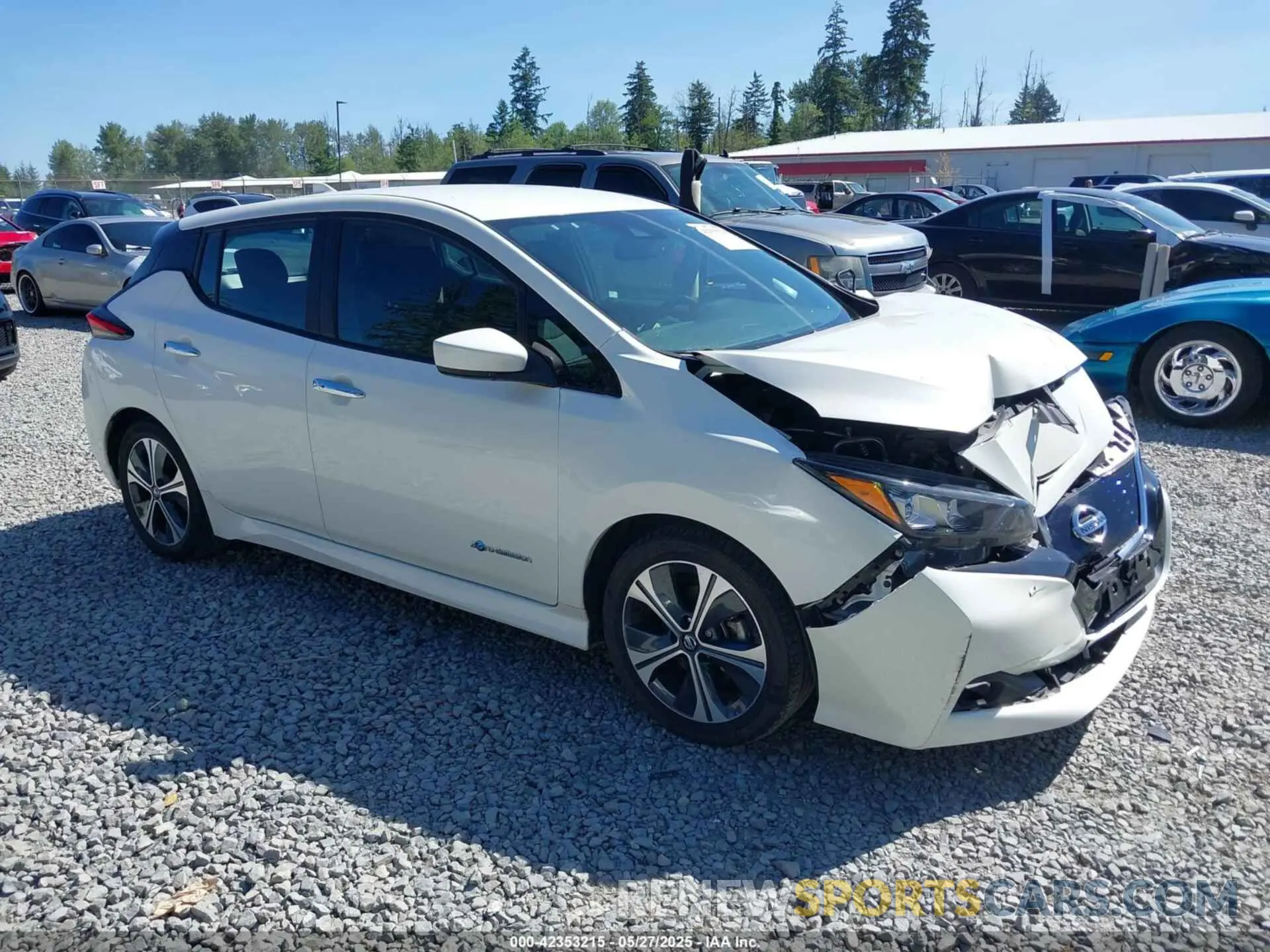 1 Photograph of a damaged car 1N4AZ1CP0KC314523 NISSAN LEAF 2019