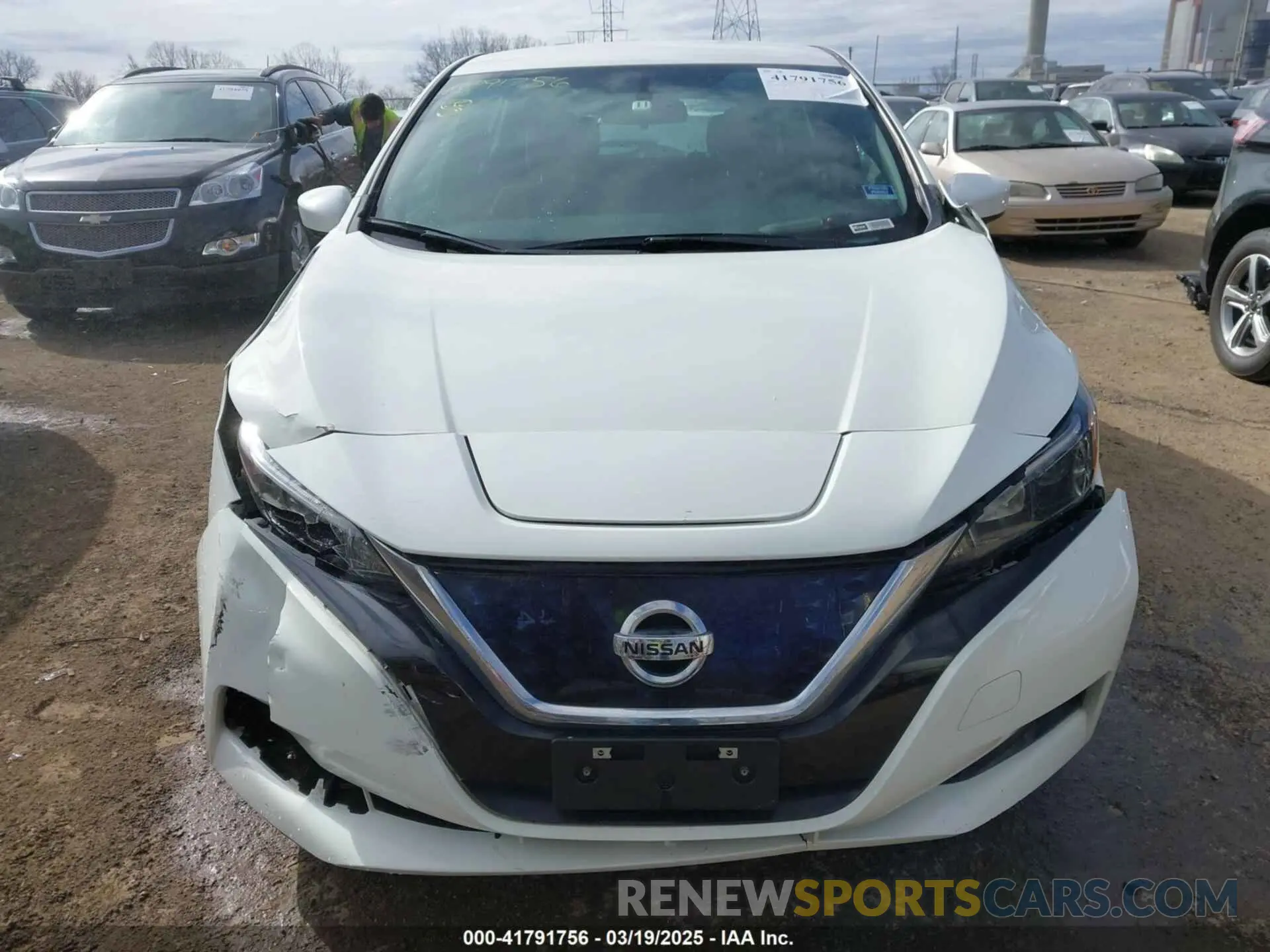 12 Photograph of a damaged car 1N4AZ1CP0KC321908 NISSAN LEAF 2019