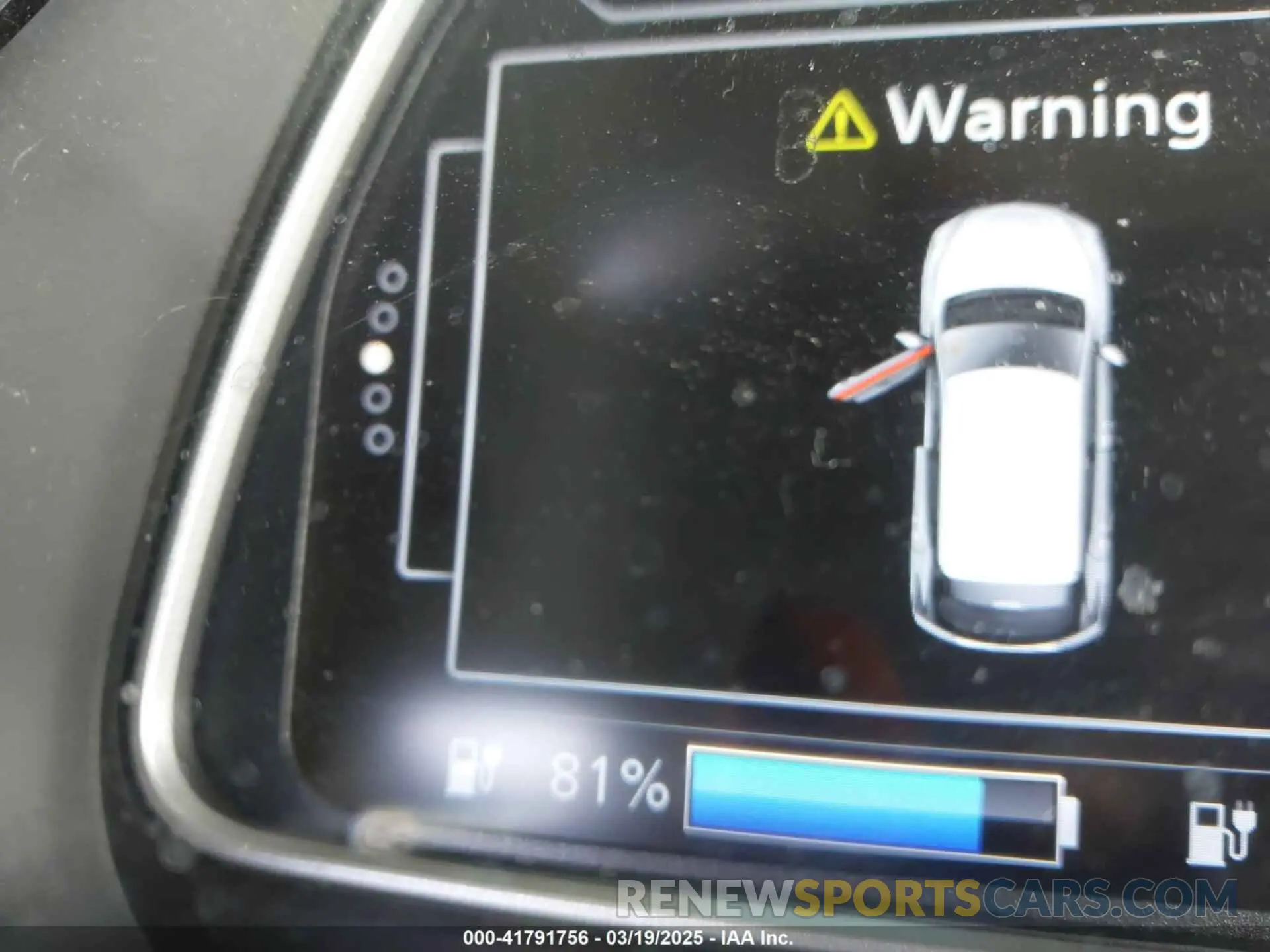 17 Photograph of a damaged car 1N4AZ1CP0KC321908 NISSAN LEAF 2019