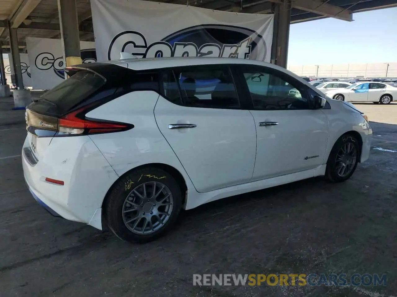 3 Photograph of a damaged car 1N4AZ1CP1KC306317 NISSAN LEAF 2019