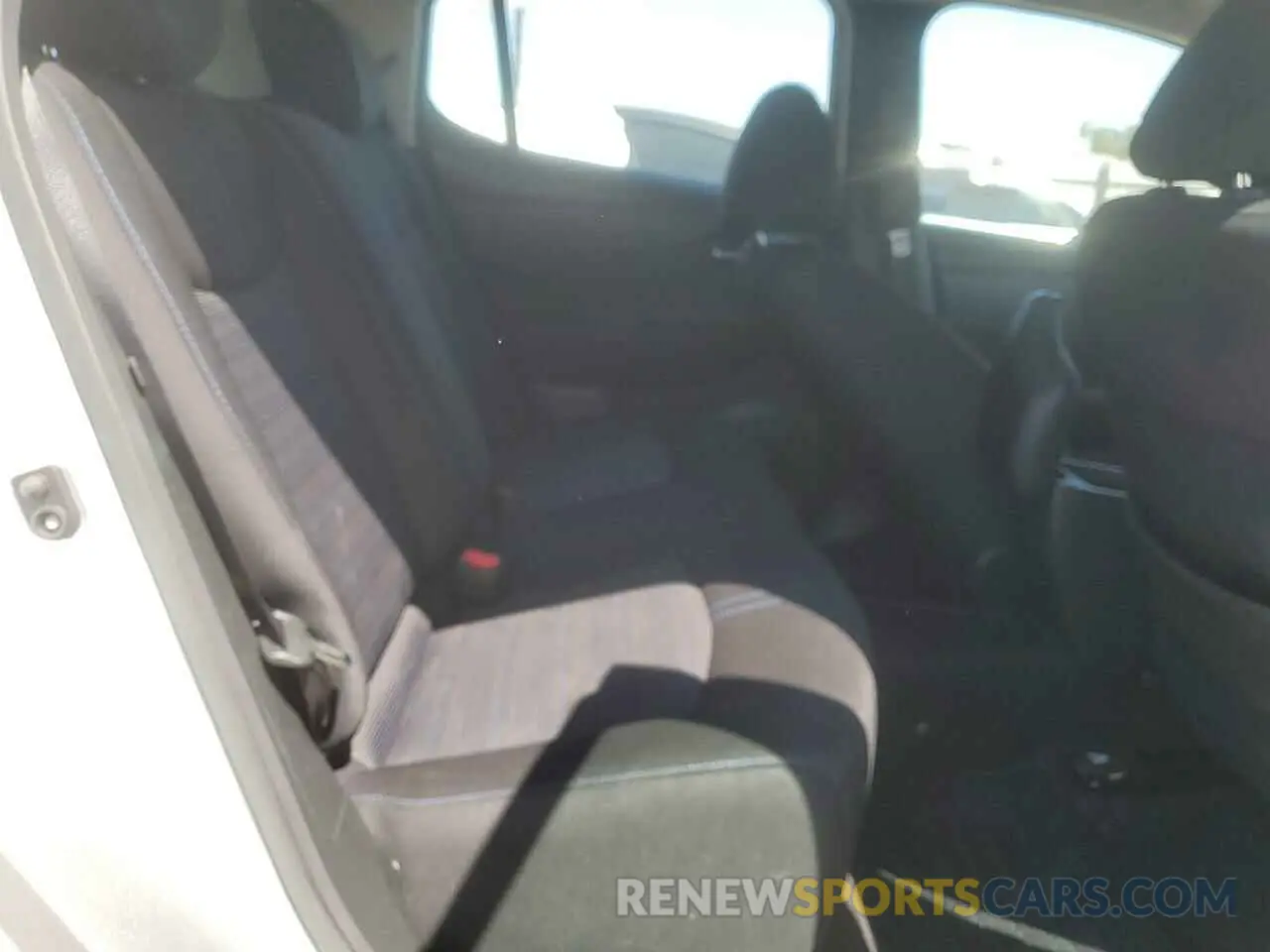 10 Photograph of a damaged car 1N4AZ1CP2KC321859 NISSAN LEAF 2019
