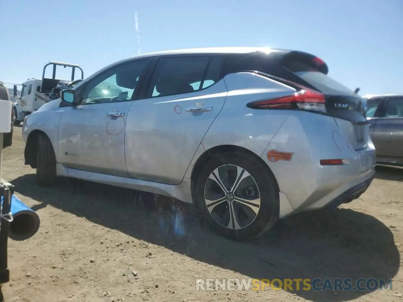 2 Photograph of a damaged car 1N4AZ1CP2KC321859 NISSAN LEAF 2019