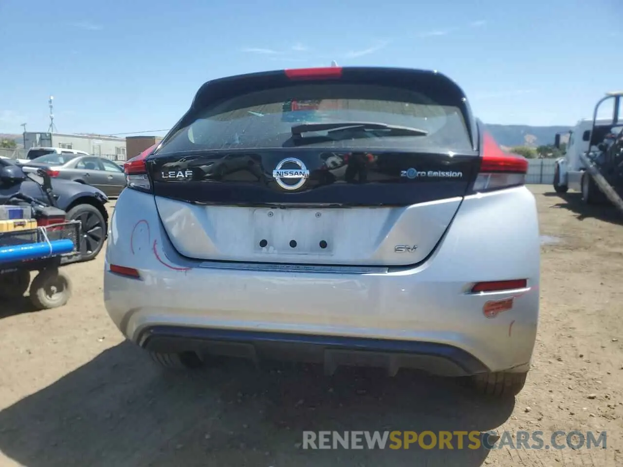 6 Photograph of a damaged car 1N4AZ1CP2KC321859 NISSAN LEAF 2019
