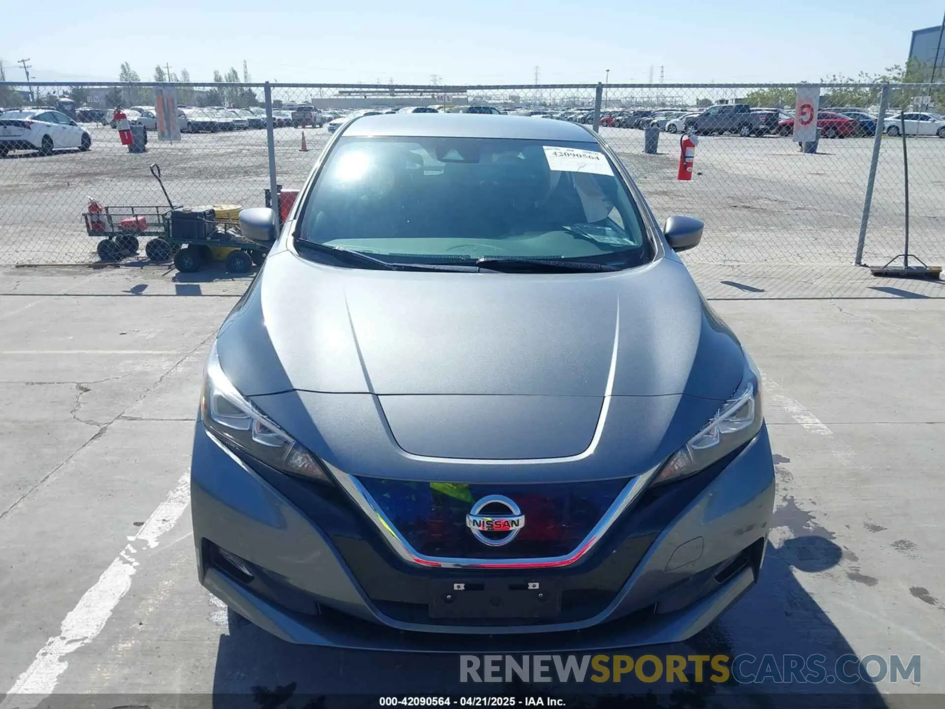 12 Photograph of a damaged car 1N4AZ1CP6KC304997 NISSAN LEAF 2019