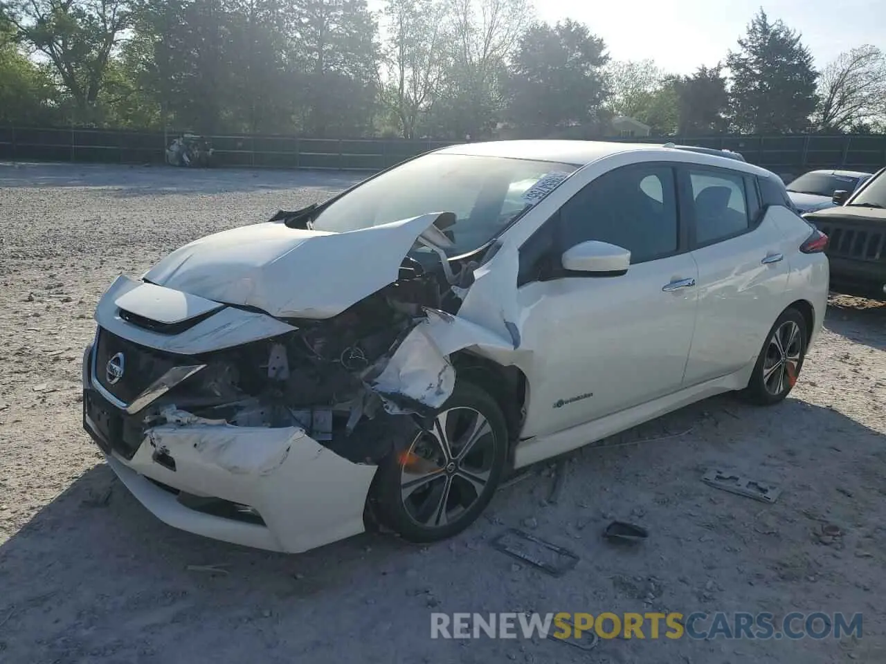 1 Photograph of a damaged car 1N4AZ1CP6KC305261 NISSAN LEAF 2019