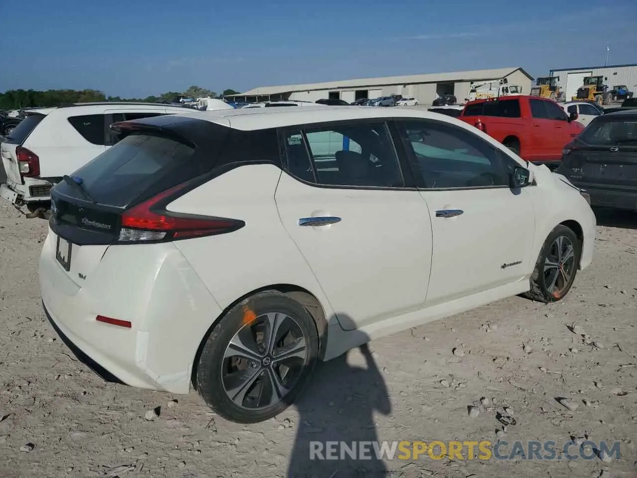3 Photograph of a damaged car 1N4AZ1CP6KC305261 NISSAN LEAF 2019