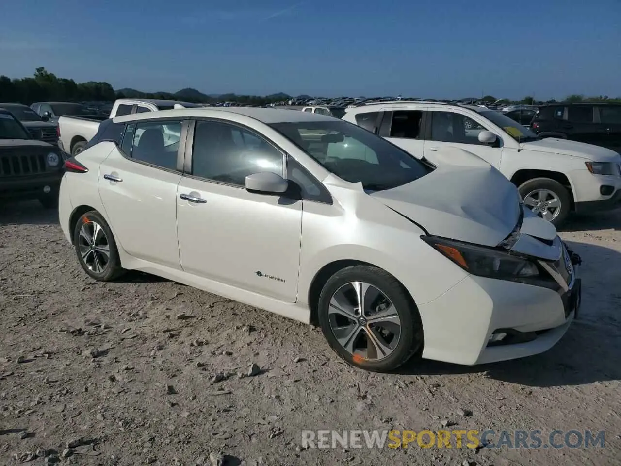 4 Photograph of a damaged car 1N4AZ1CP6KC305261 NISSAN LEAF 2019