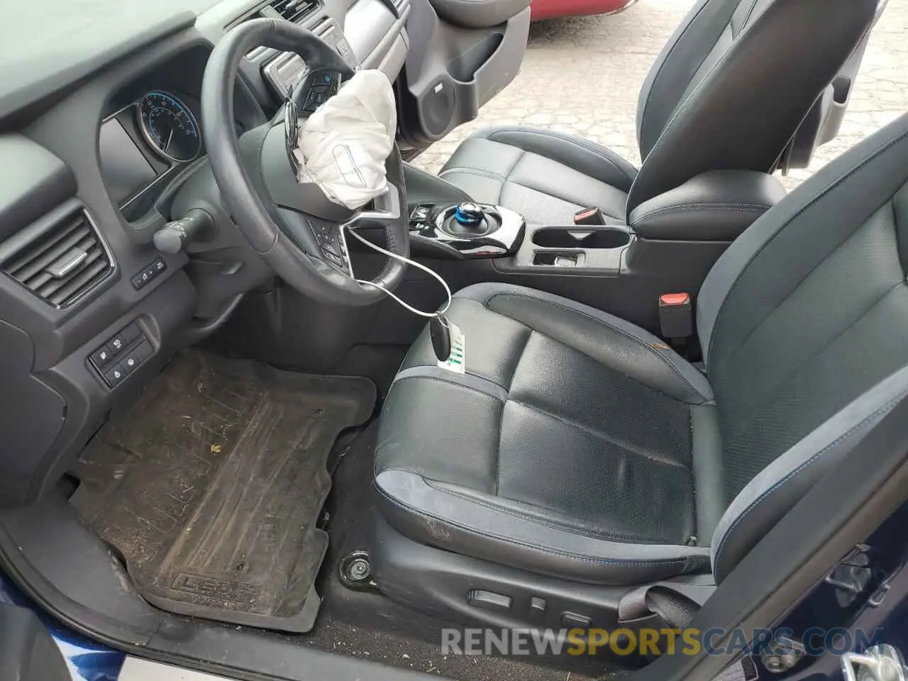 7 Photograph of a damaged car 1N4AZ1CP6KC305535 NISSAN LEAF 2019