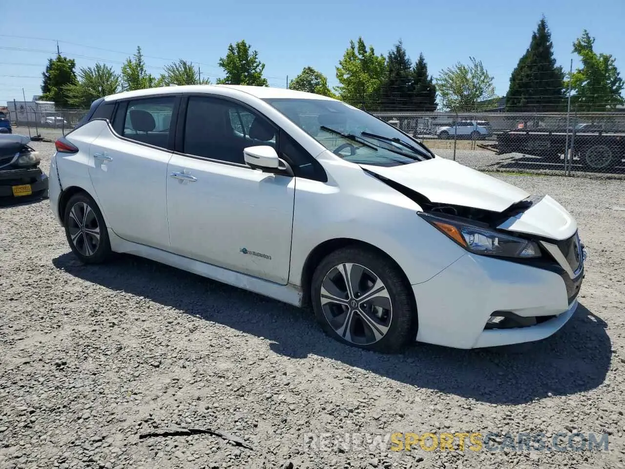 4 Photograph of a damaged car 1N4AZ1CP6KC307981 NISSAN LEAF 2019
