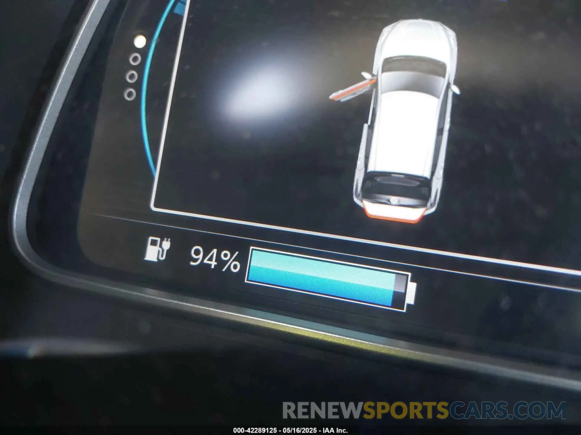 18 Photograph of a damaged car 1N4AZ1CP7KC313224 NISSAN LEAF 2019