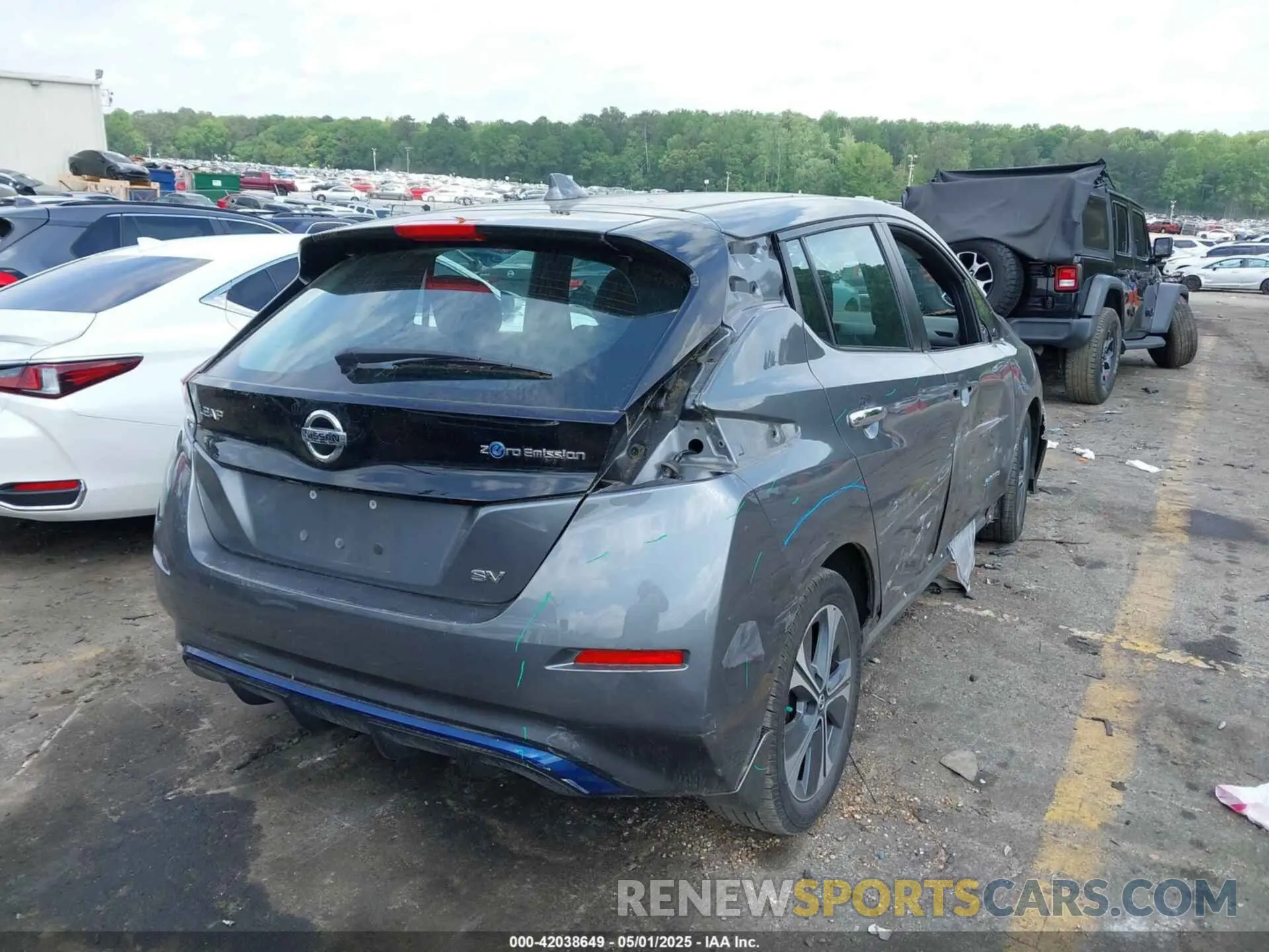 4 Photograph of a damaged car 1N4AZ1CP8KC301860 NISSAN LEAF 2019