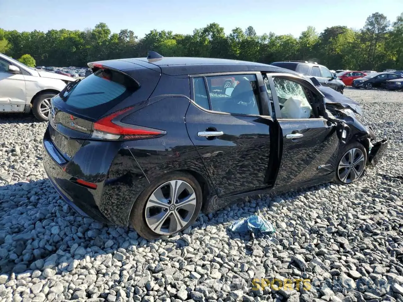 3 Photograph of a damaged car 1N4AZ1CP8KC313703 NISSAN LEAF 2019