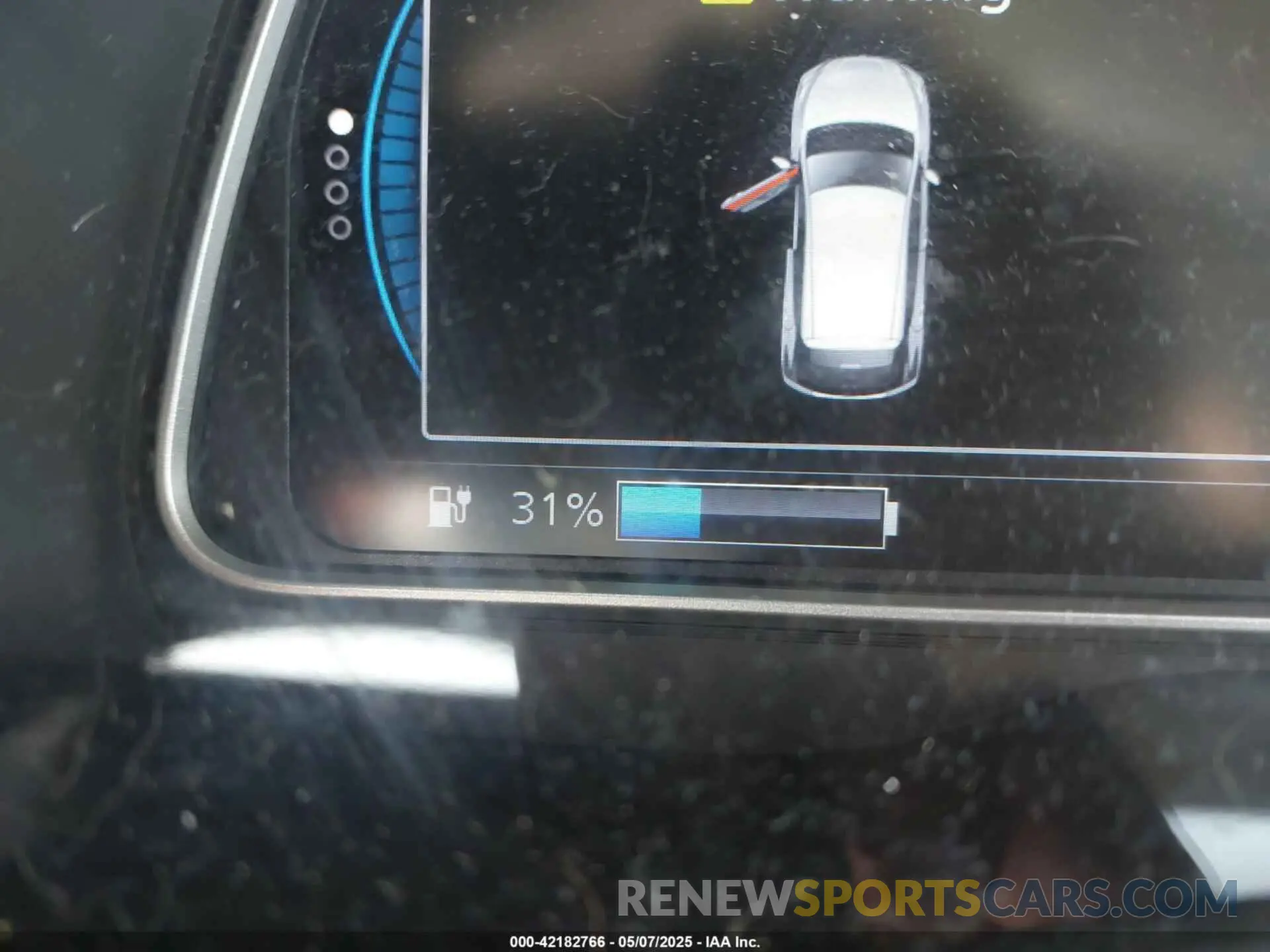 17 Photograph of a damaged car 1N4AZ1CP9KC305660 NISSAN LEAF 2019