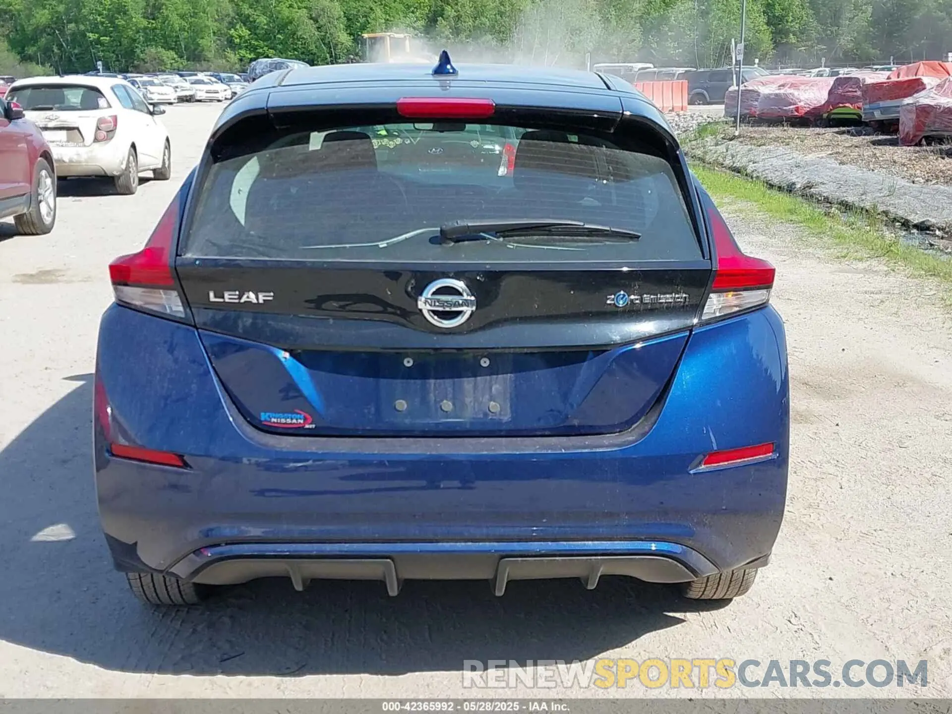 17 Photograph of a damaged car 1N4AZ1CP9KC308428 NISSAN LEAF 2019