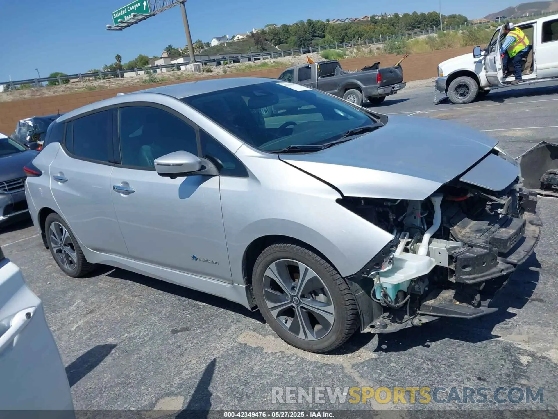14 Photograph of a damaged car 1N4BZ1CP2KC313488 NISSAN LEAF 2019