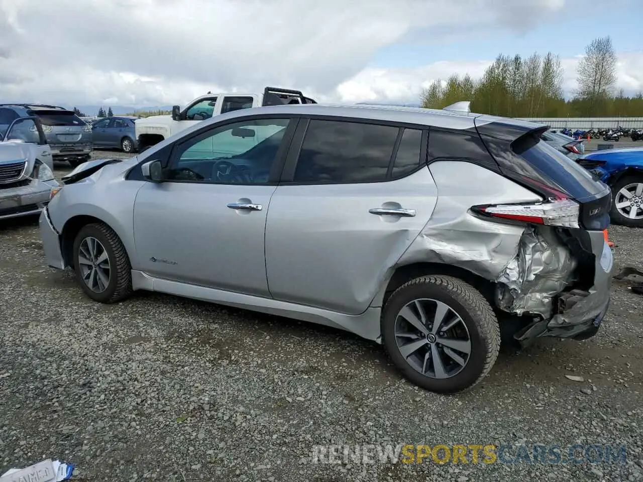 2 Photograph of a damaged car 1N4BZ1CP2KC318447 NISSAN LEAF 2019