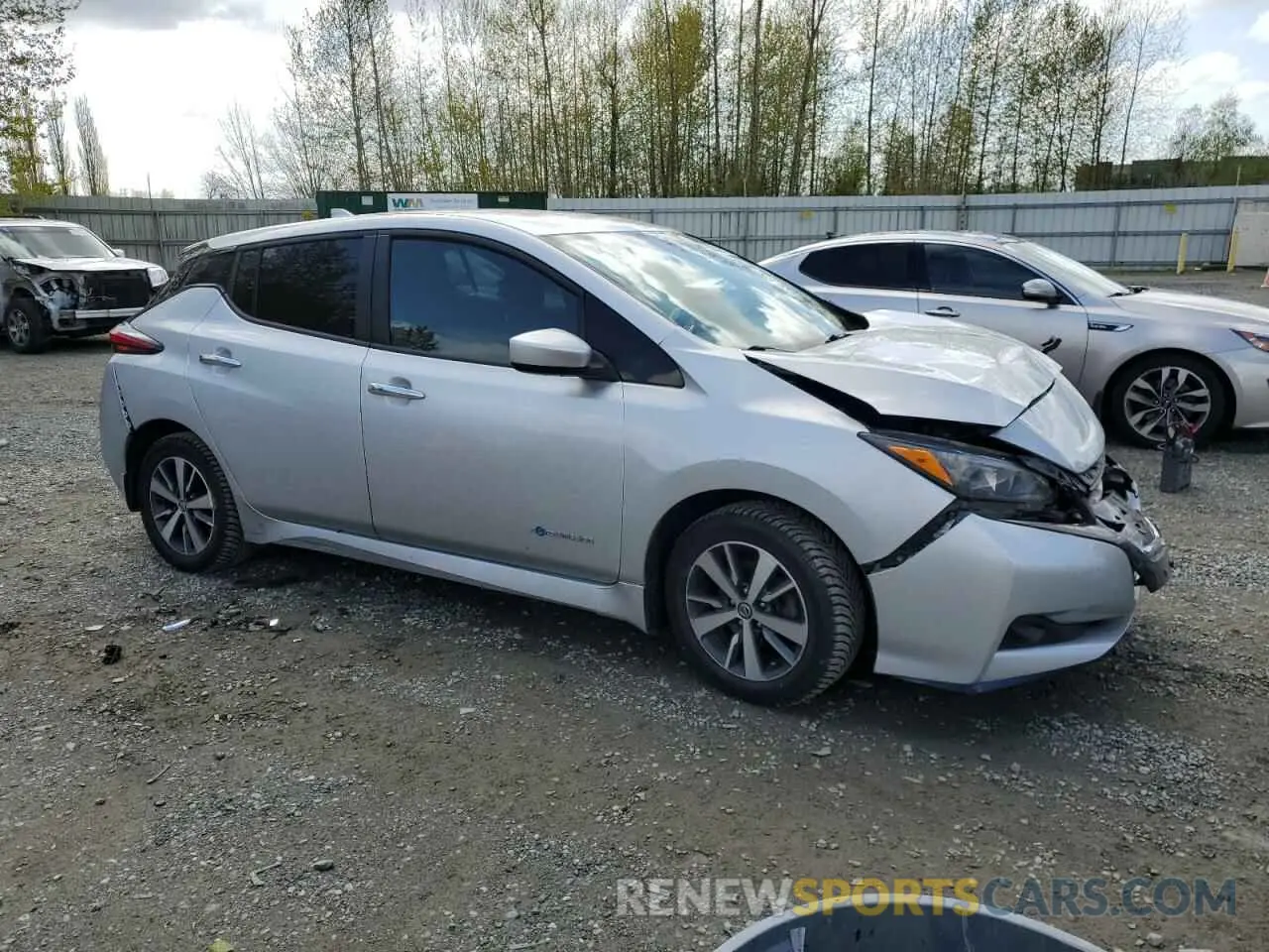 4 Photograph of a damaged car 1N4BZ1CP2KC318447 NISSAN LEAF 2019