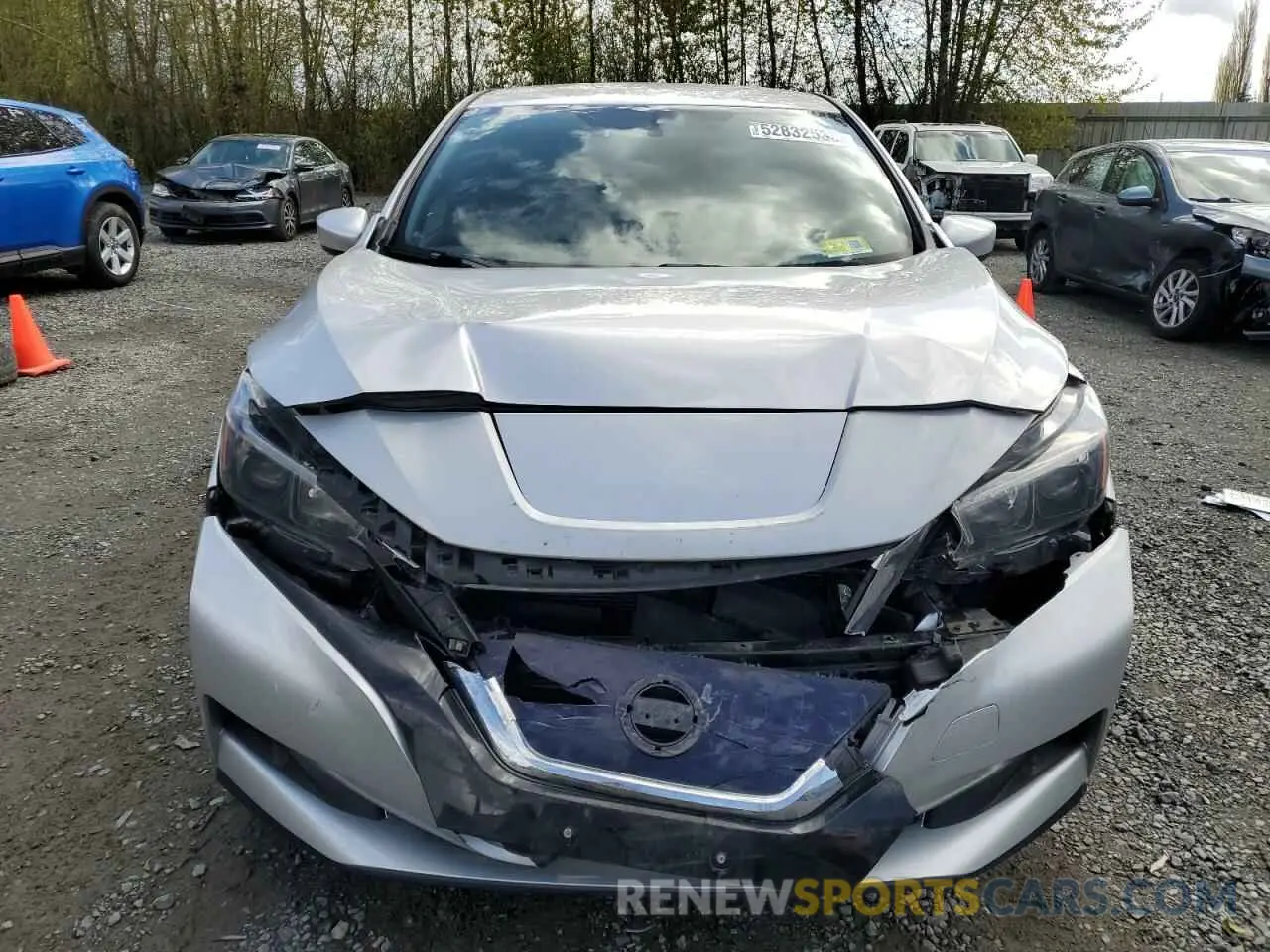 5 Photograph of a damaged car 1N4BZ1CP2KC318447 NISSAN LEAF 2019