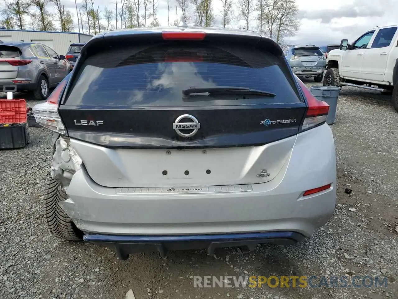 6 Photograph of a damaged car 1N4BZ1CP2KC318447 NISSAN LEAF 2019