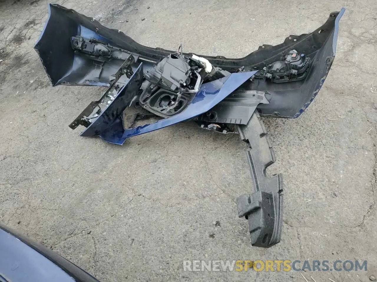 12 Photograph of a damaged car 1N4BZ1CP4KC318515 NISSAN LEAF 2019