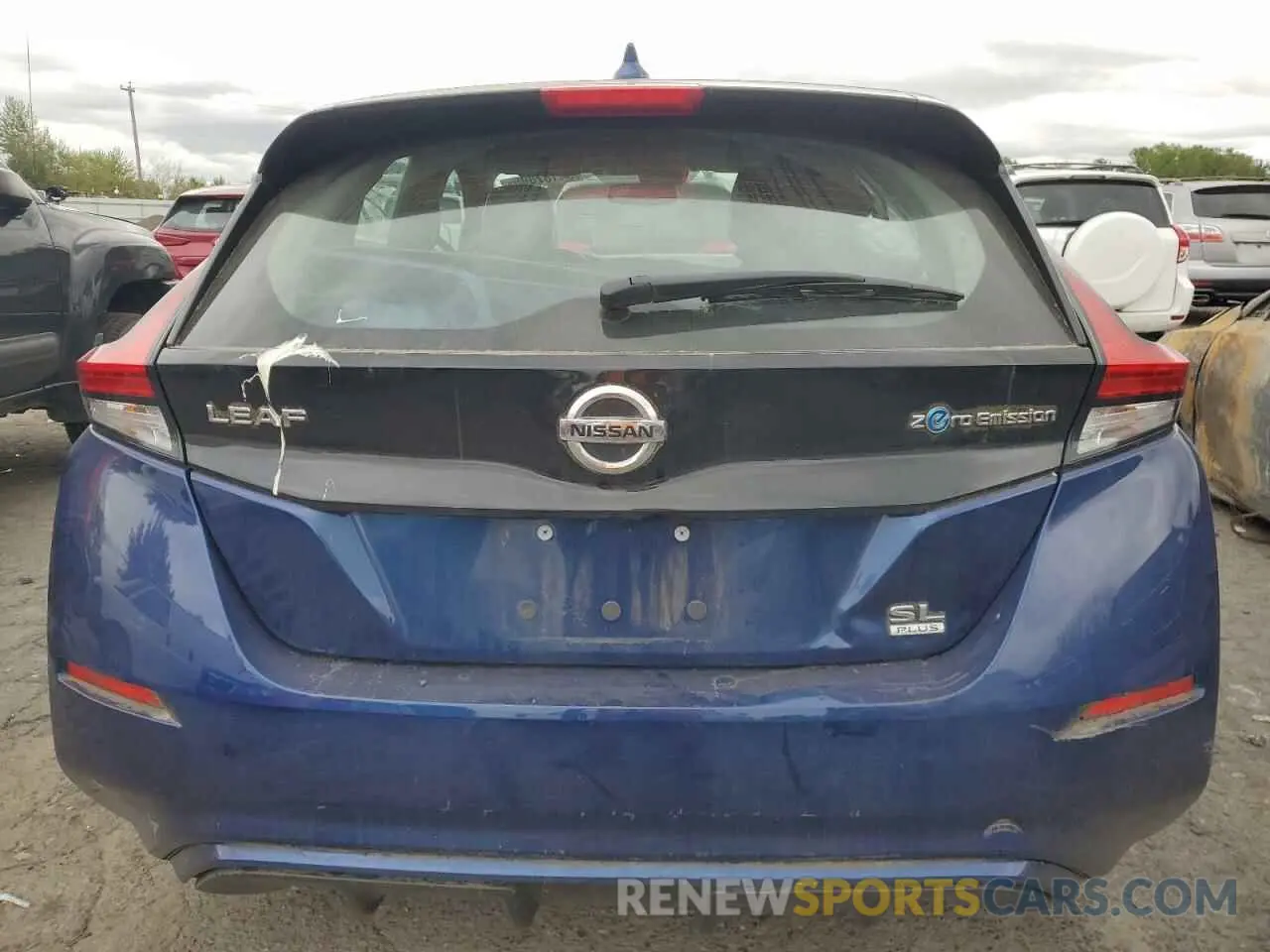 6 Photograph of a damaged car 1N4BZ1CP4KC318515 NISSAN LEAF 2019