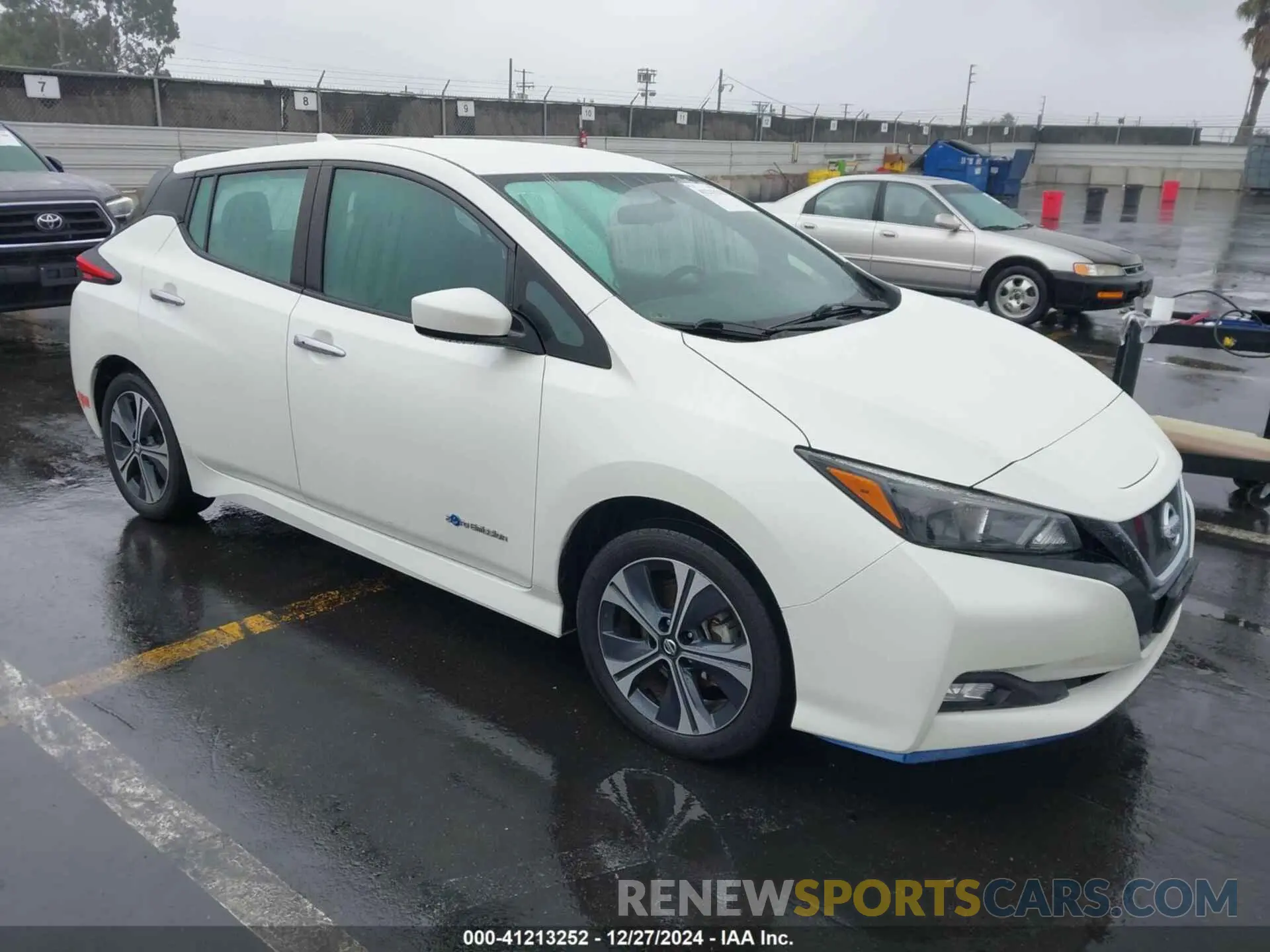 1 Photograph of a damaged car 1N4BZ1CP9KC320843 NISSAN LEAF 2019