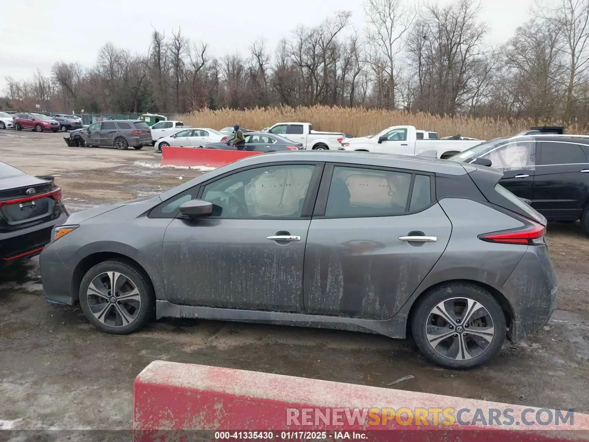 14 Photograph of a damaged car 1N4BZ1CPXKC321208 NISSAN LEAF 2019