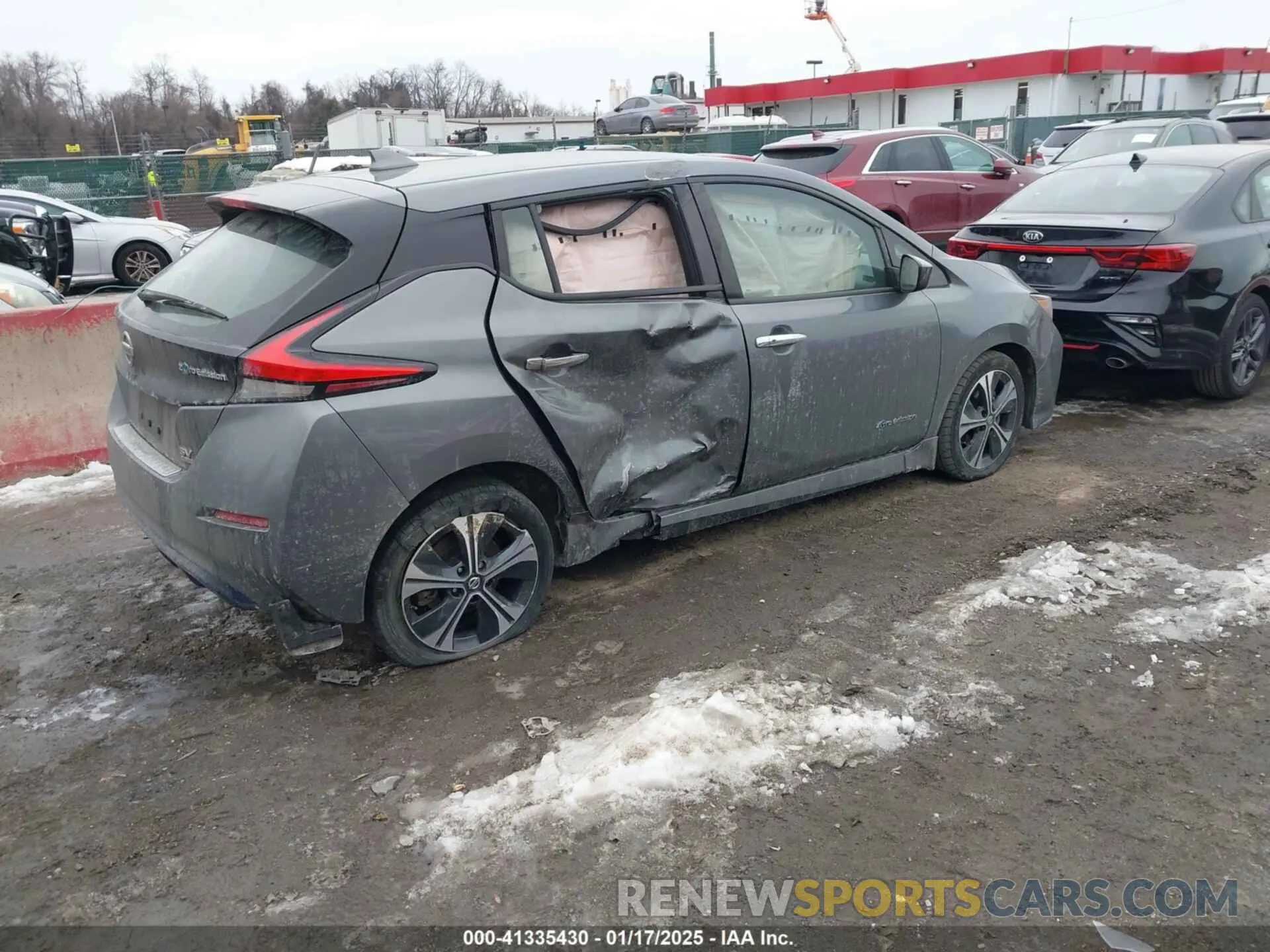 4 Photograph of a damaged car 1N4BZ1CPXKC321208 NISSAN LEAF 2019