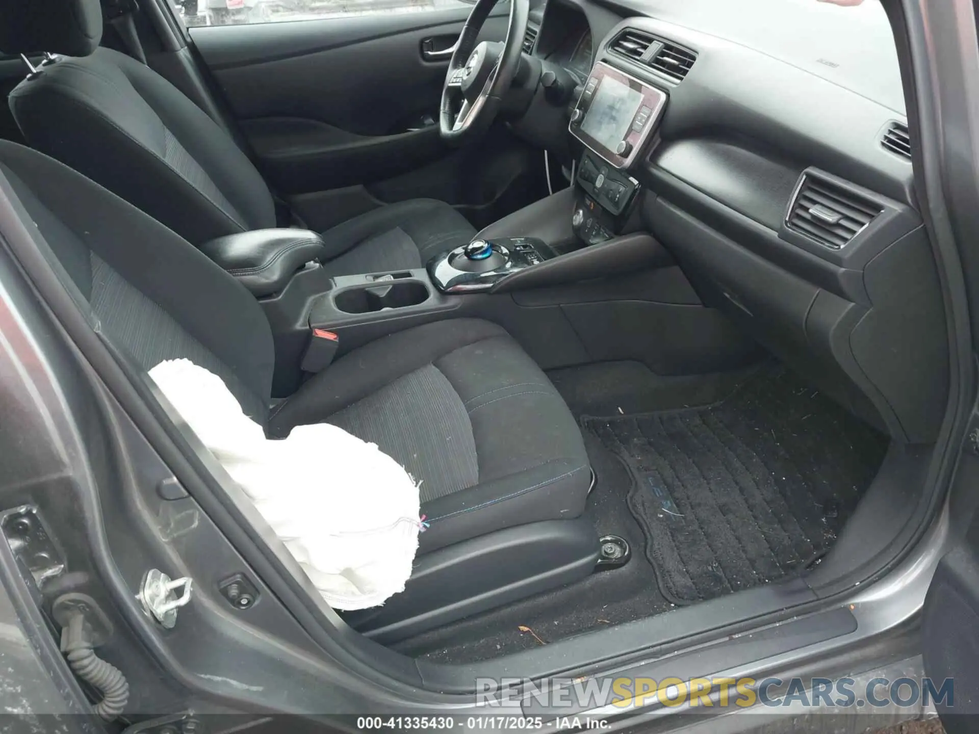 5 Photograph of a damaged car 1N4BZ1CPXKC321208 NISSAN LEAF 2019