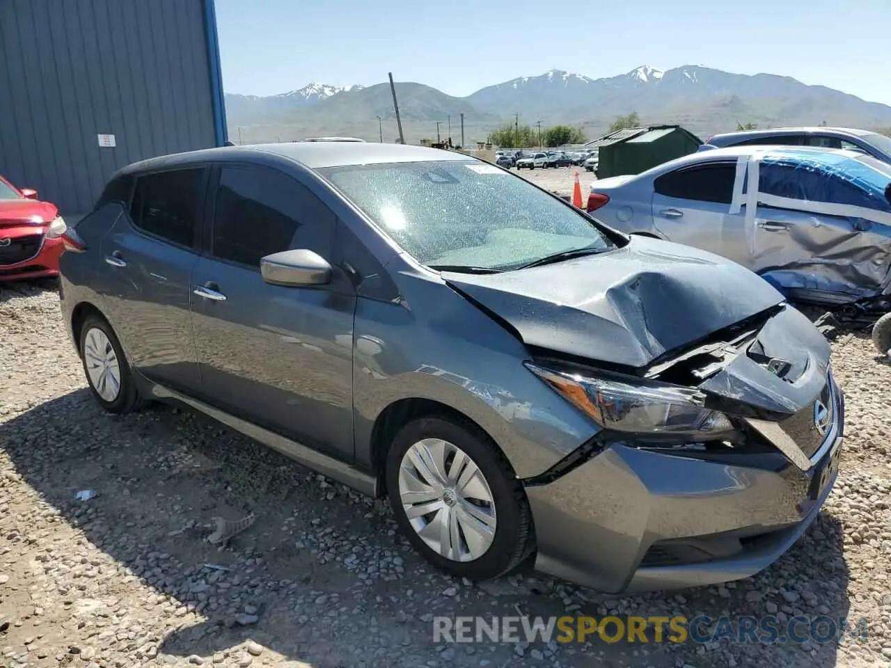 4 Photograph of a damaged car 1N4AZ1BP3LC301378 NISSAN LEAF 2020