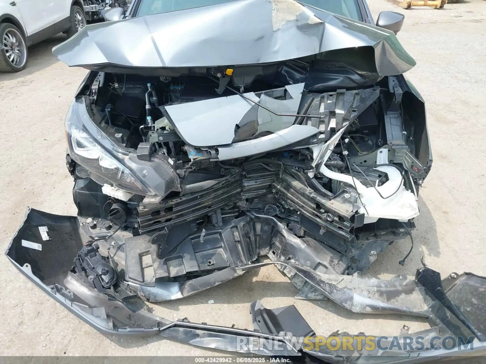 6 Photograph of a damaged car 1N4AZ1CP0LC306567 NISSAN LEAF 2020