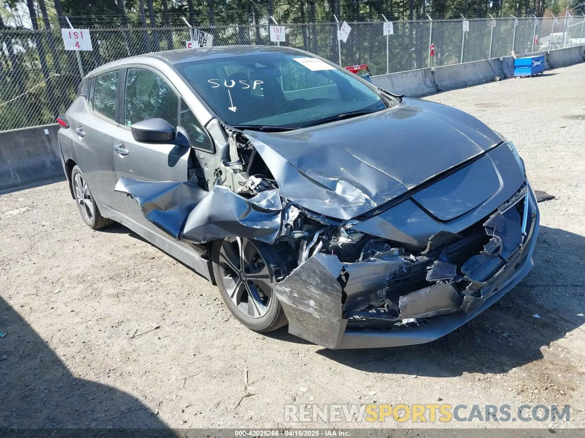 1 Photograph of a damaged car 1N4AZ1CP1LC309171 NISSAN LEAF 2020