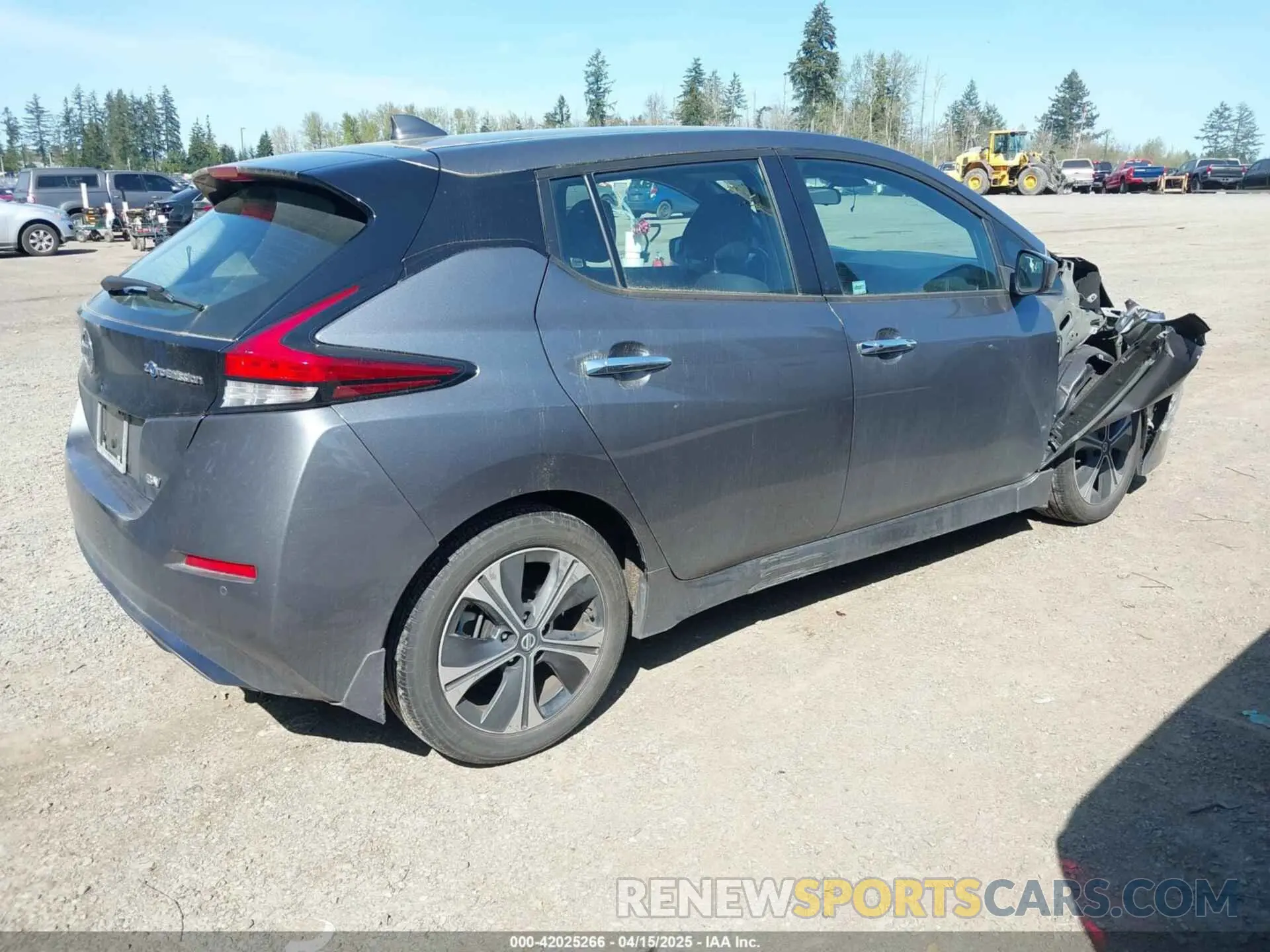 4 Photograph of a damaged car 1N4AZ1CP1LC309171 NISSAN LEAF 2020