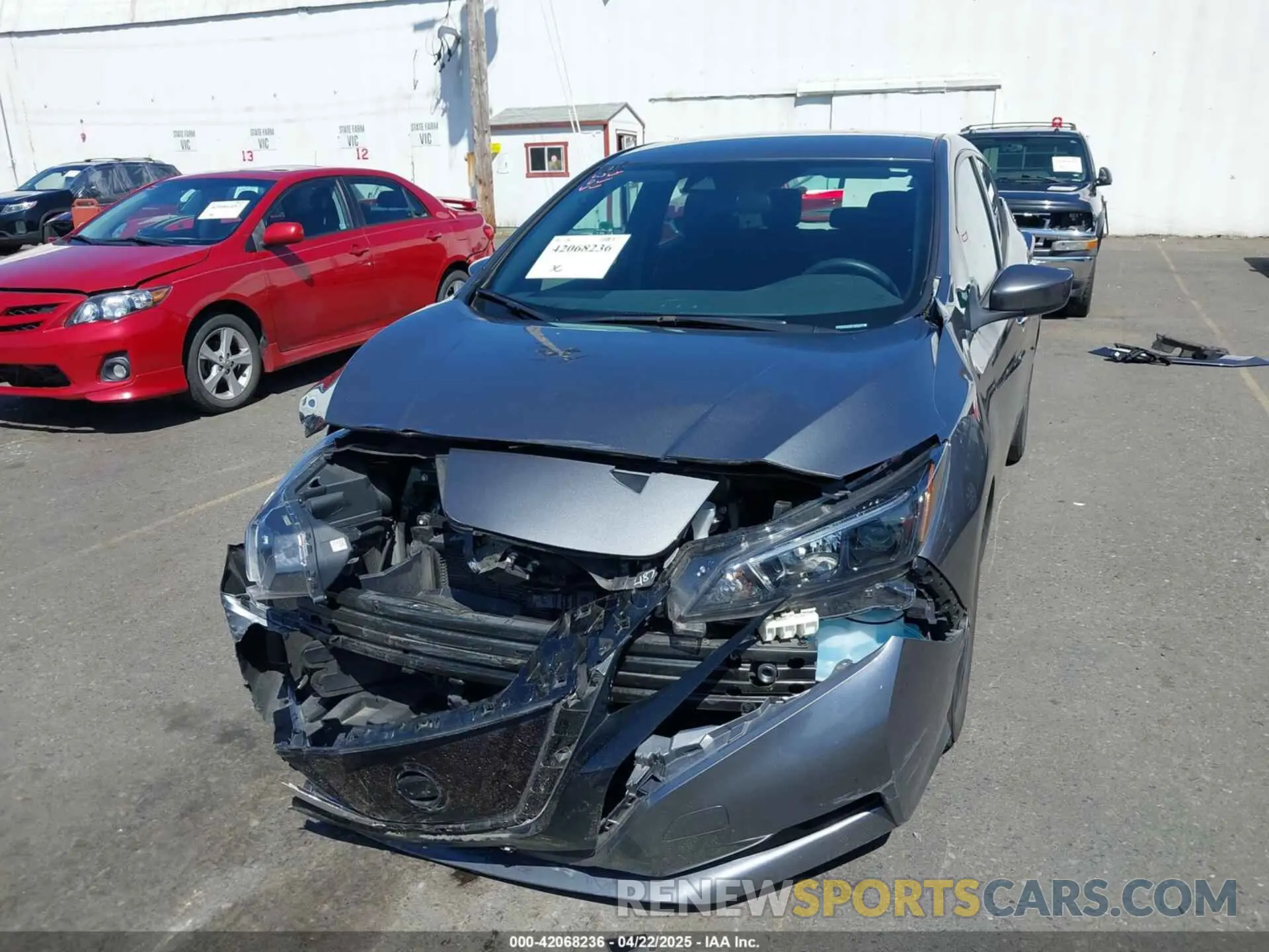 6 Photograph of a damaged car 1N4AZ1CP4LC307981 NISSAN LEAF 2020