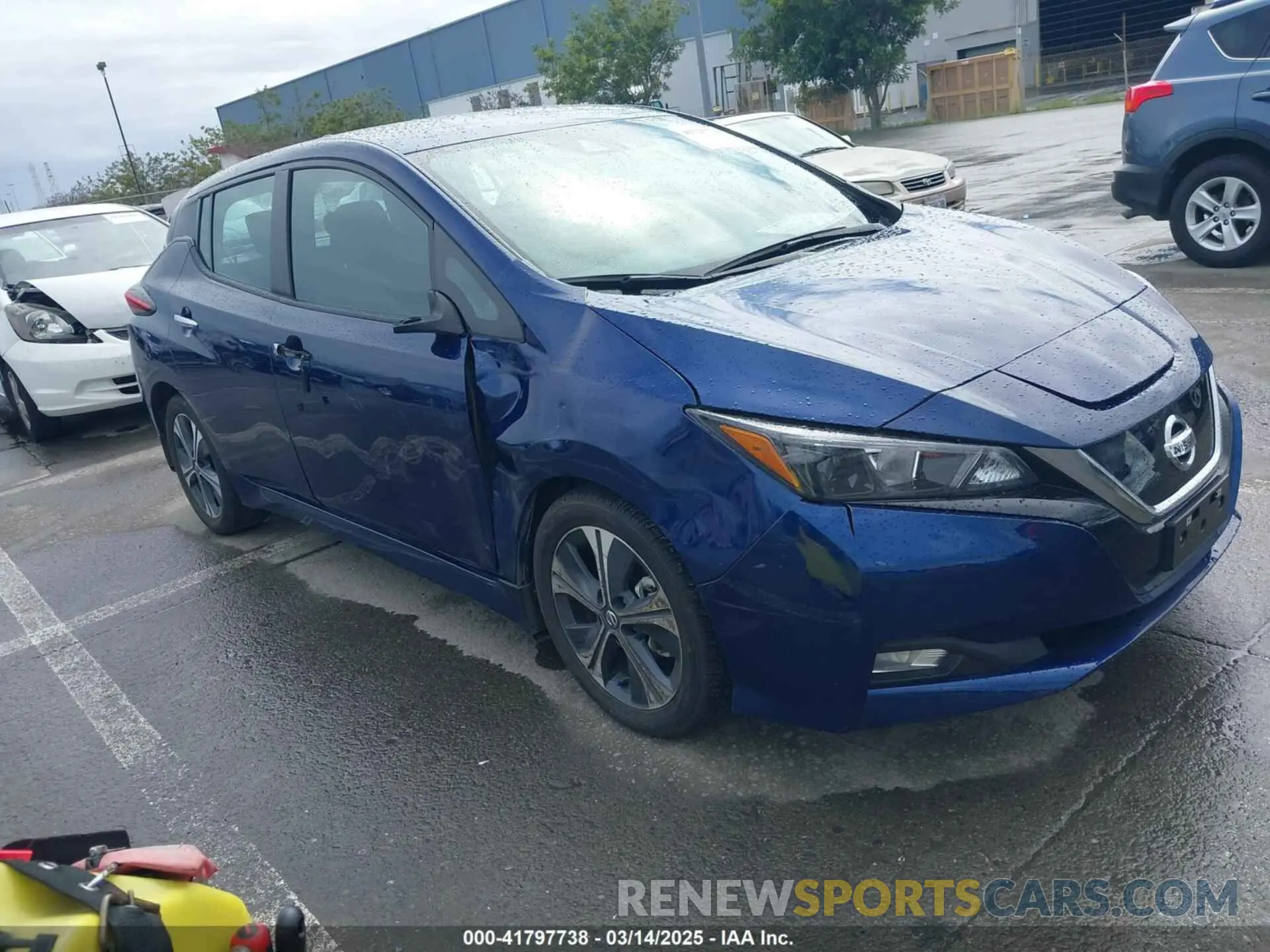 1 Photograph of a damaged car 1N4AZ1CP6LC307500 NISSAN LEAF 2020