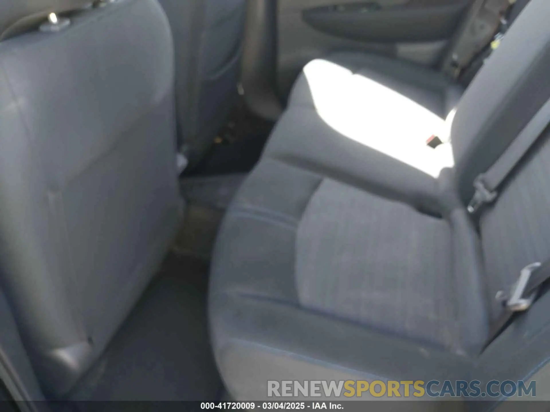 8 Photograph of a damaged car 1N4AZ1CP7LC304931 NISSAN LEAF 2020