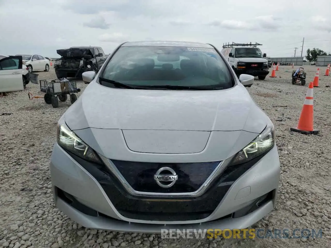 5 Photograph of a damaged car 1N4AZ1CP8LC310110 NISSAN LEAF 2020