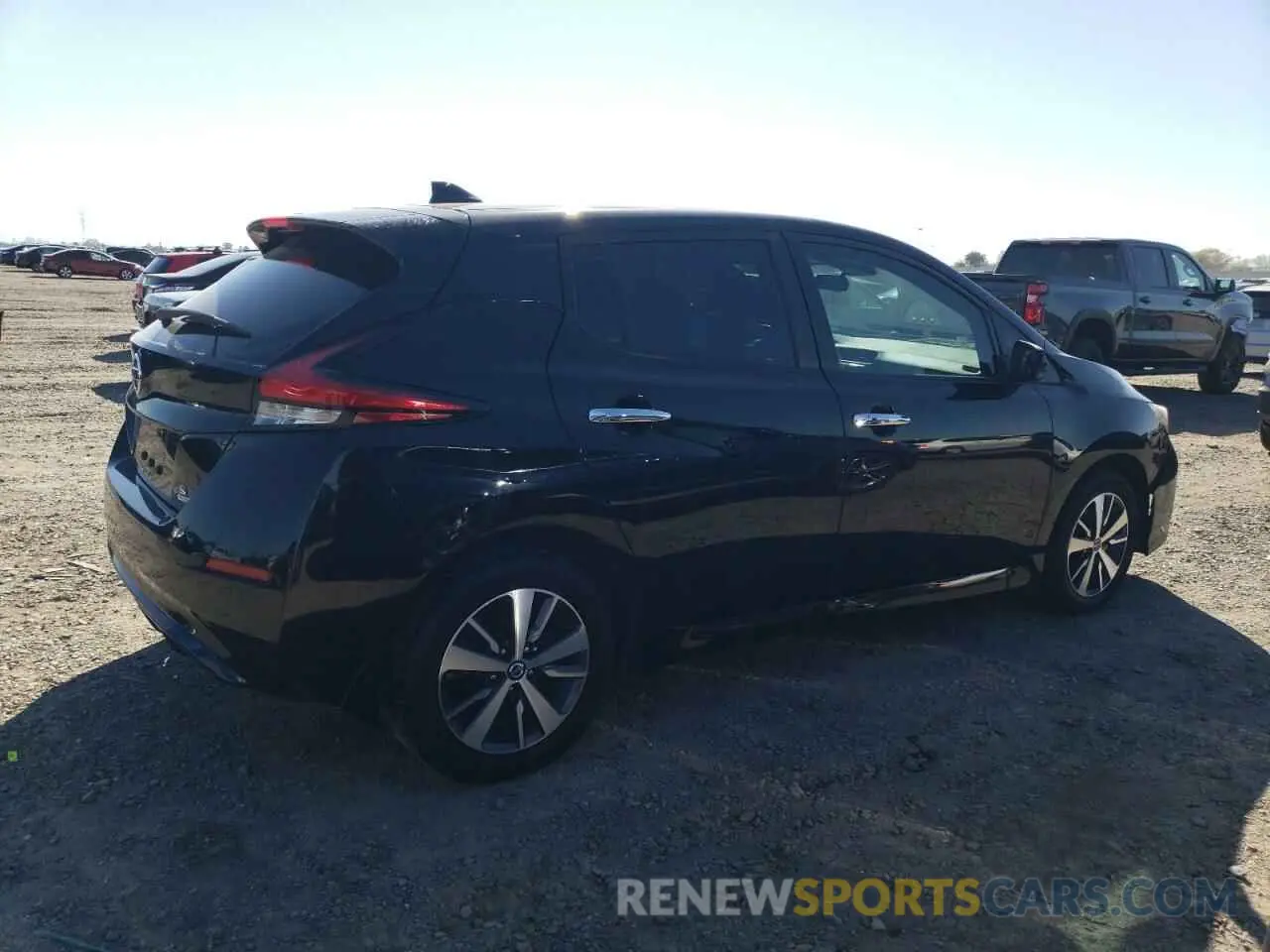 3 Photograph of a damaged car 1N4BZ1BP8LC305334 NISSAN LEAF 2020
