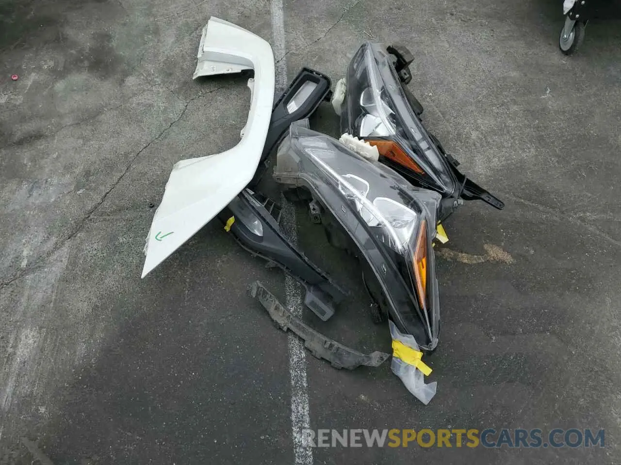 12 Photograph of a damaged car 1N4BZ1CP2LC301620 NISSAN LEAF 2020