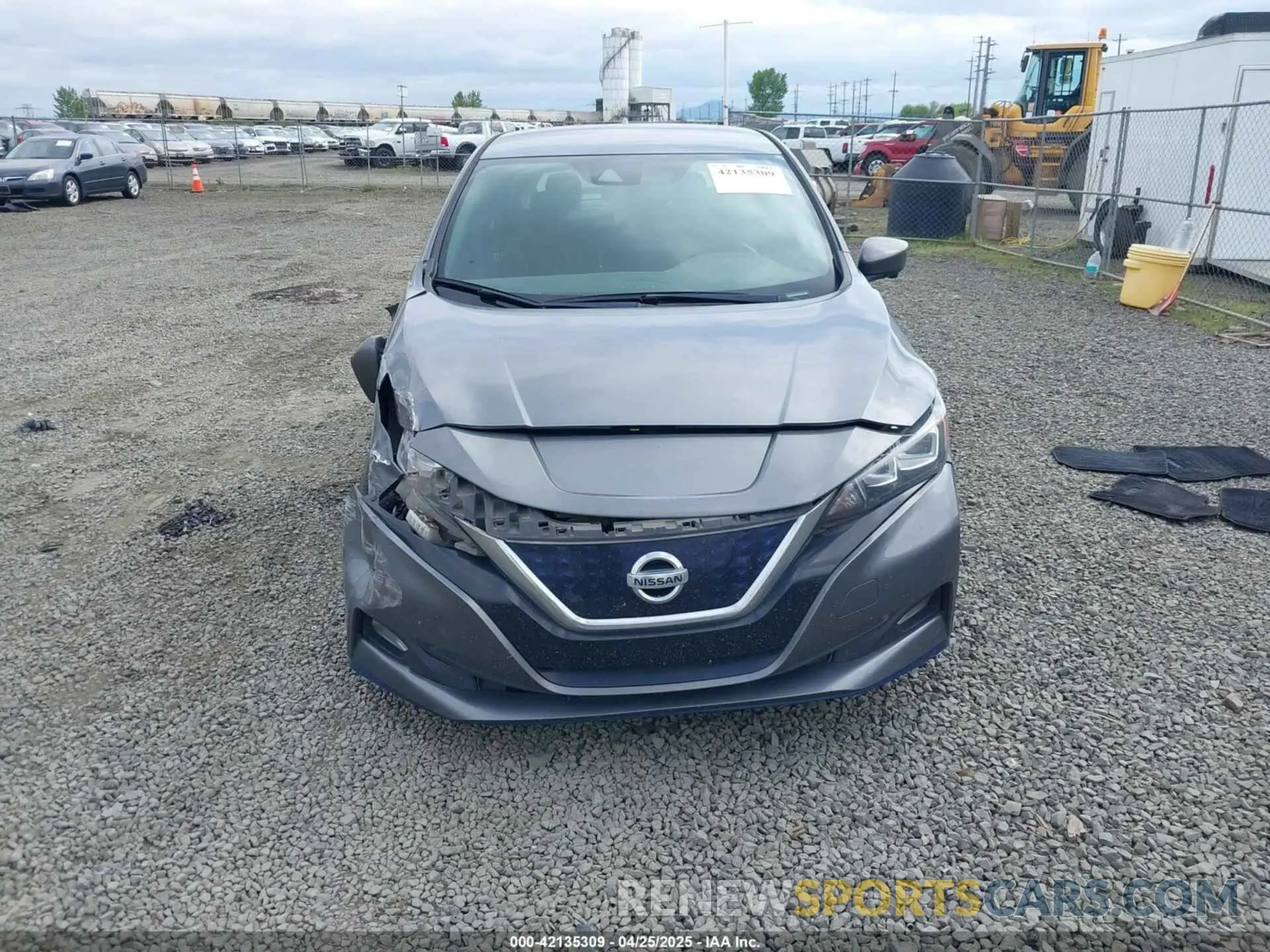 12 Photograph of a damaged car 1N4BZ1CP6LC304083 NISSAN LEAF 2020