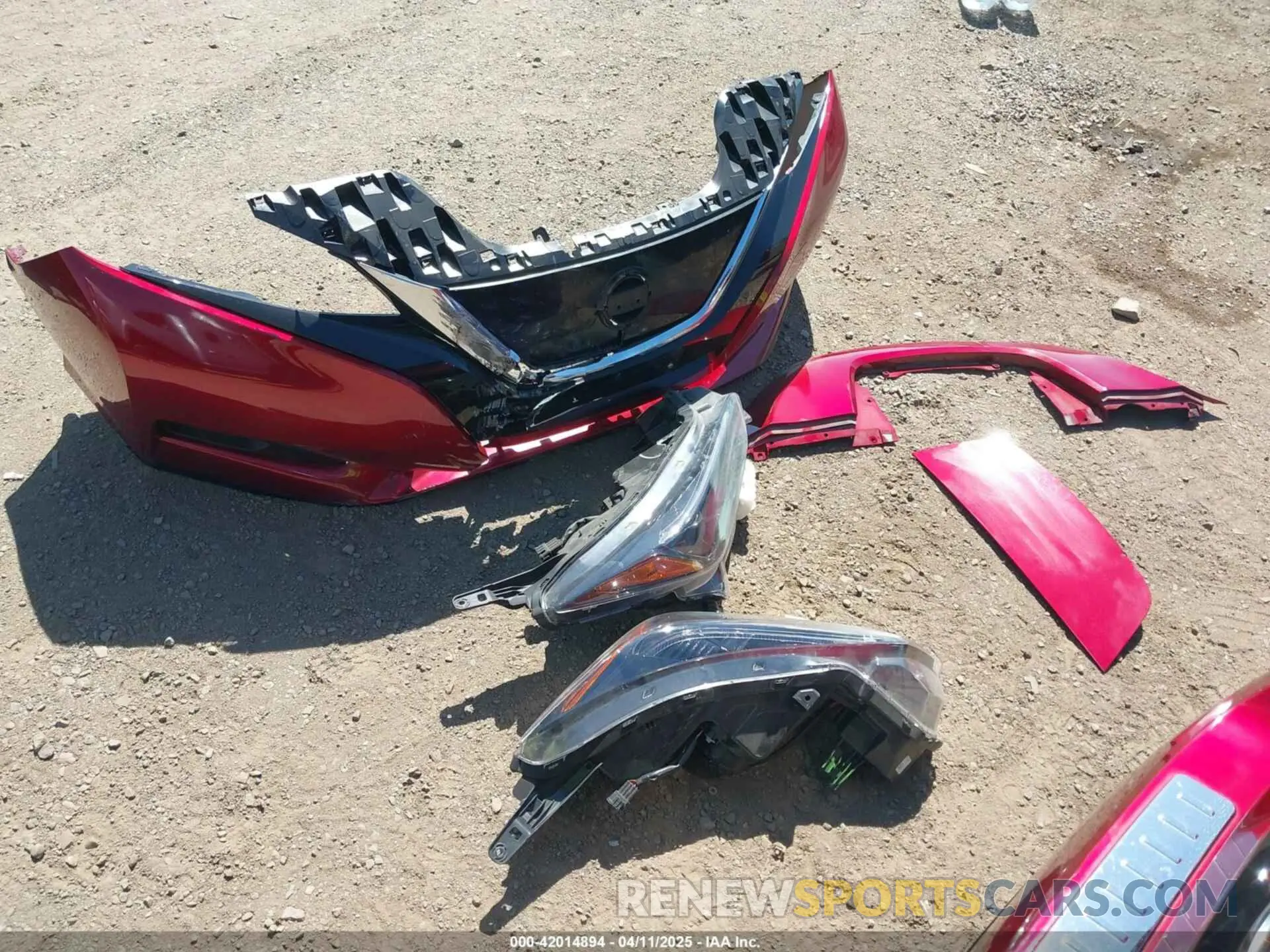 12 Photograph of a damaged car 1N4BZ1CP8LC304991 NISSAN LEAF 2020