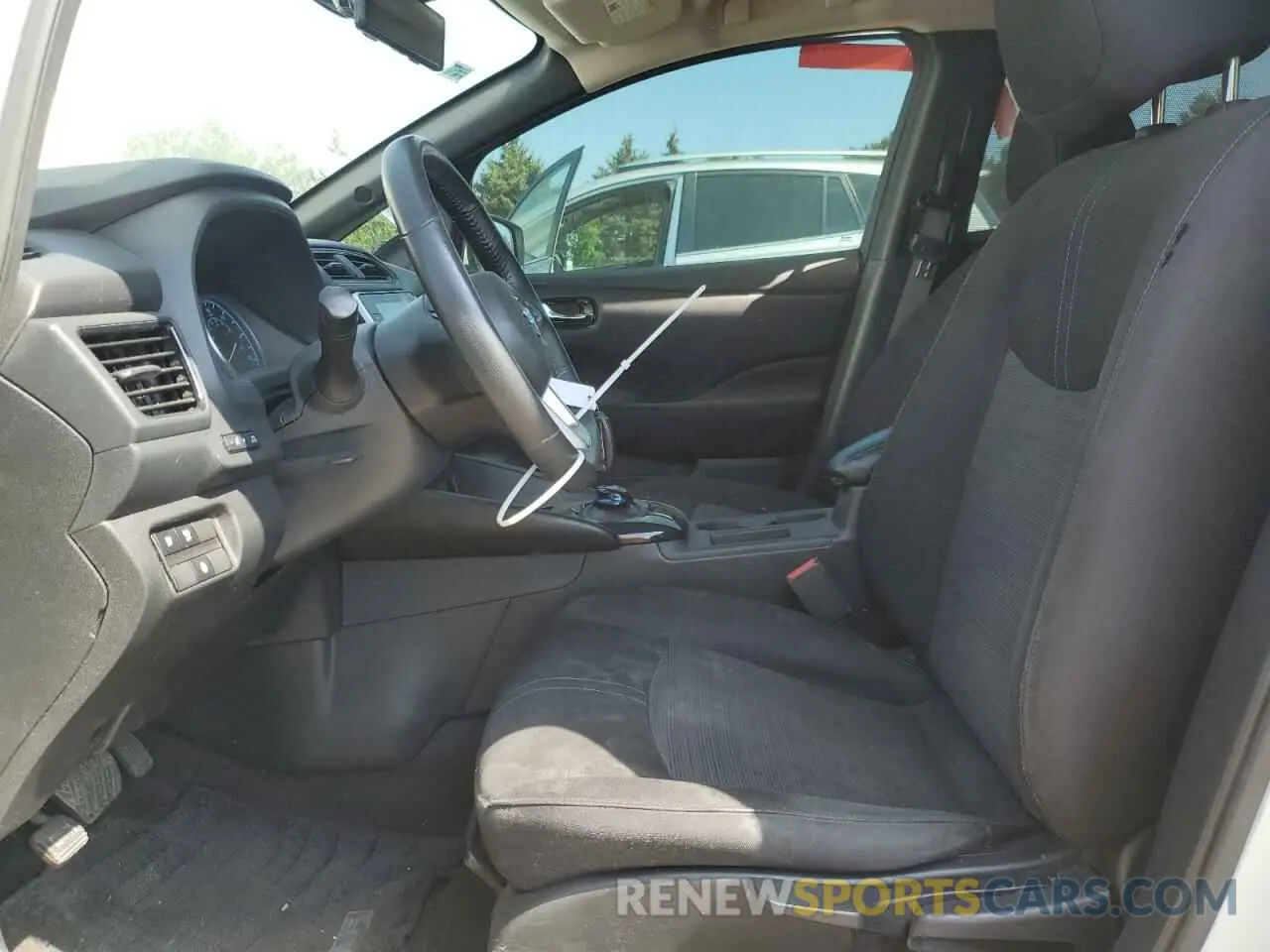 7 Photograph of a damaged car 1N4BZ1CP9LC300206 NISSAN LEAF 2020