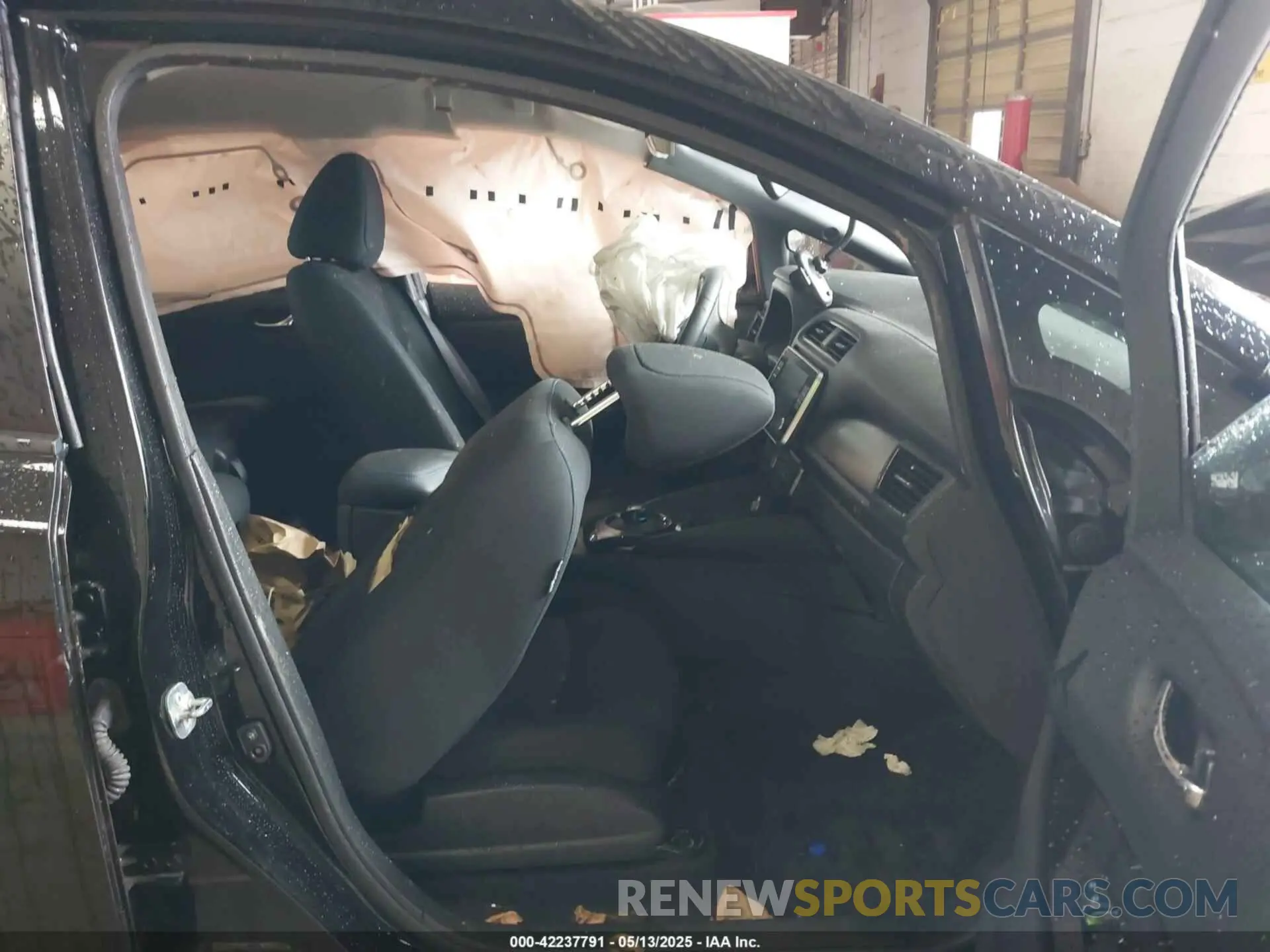 5 Photograph of a damaged car 1N4BZ1CPXLC301669 NISSAN LEAF 2020