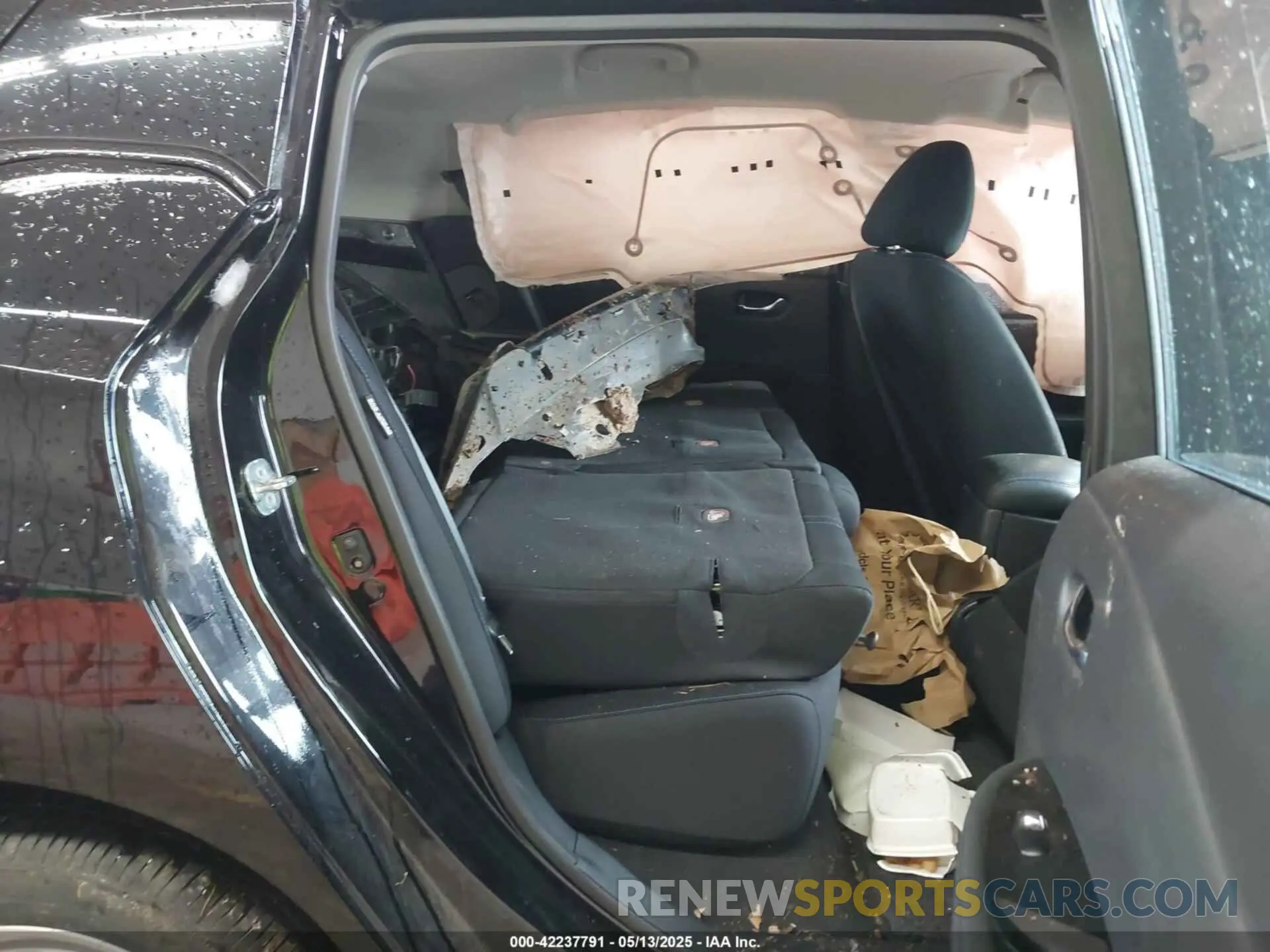 8 Photograph of a damaged car 1N4BZ1CPXLC301669 NISSAN LEAF 2020
