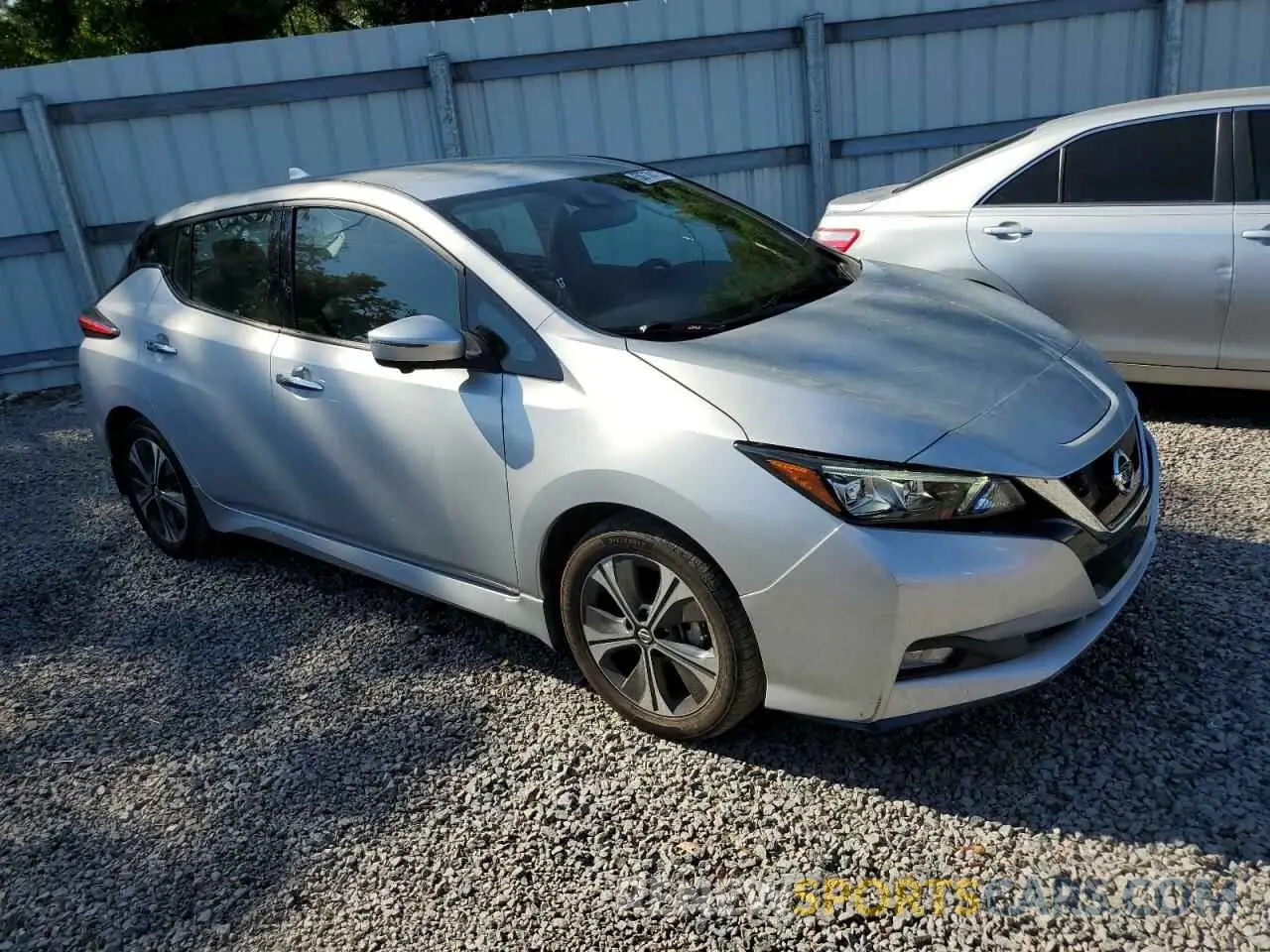4 Photograph of a damaged car 1N4BZ1DP1LC304135 NISSAN LEAF 2020