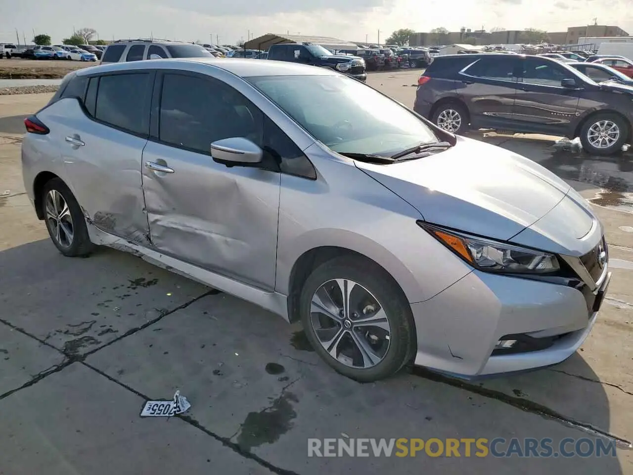 4 Photograph of a damaged car 1N4BZ1DP3LC311734 NISSAN LEAF 2020