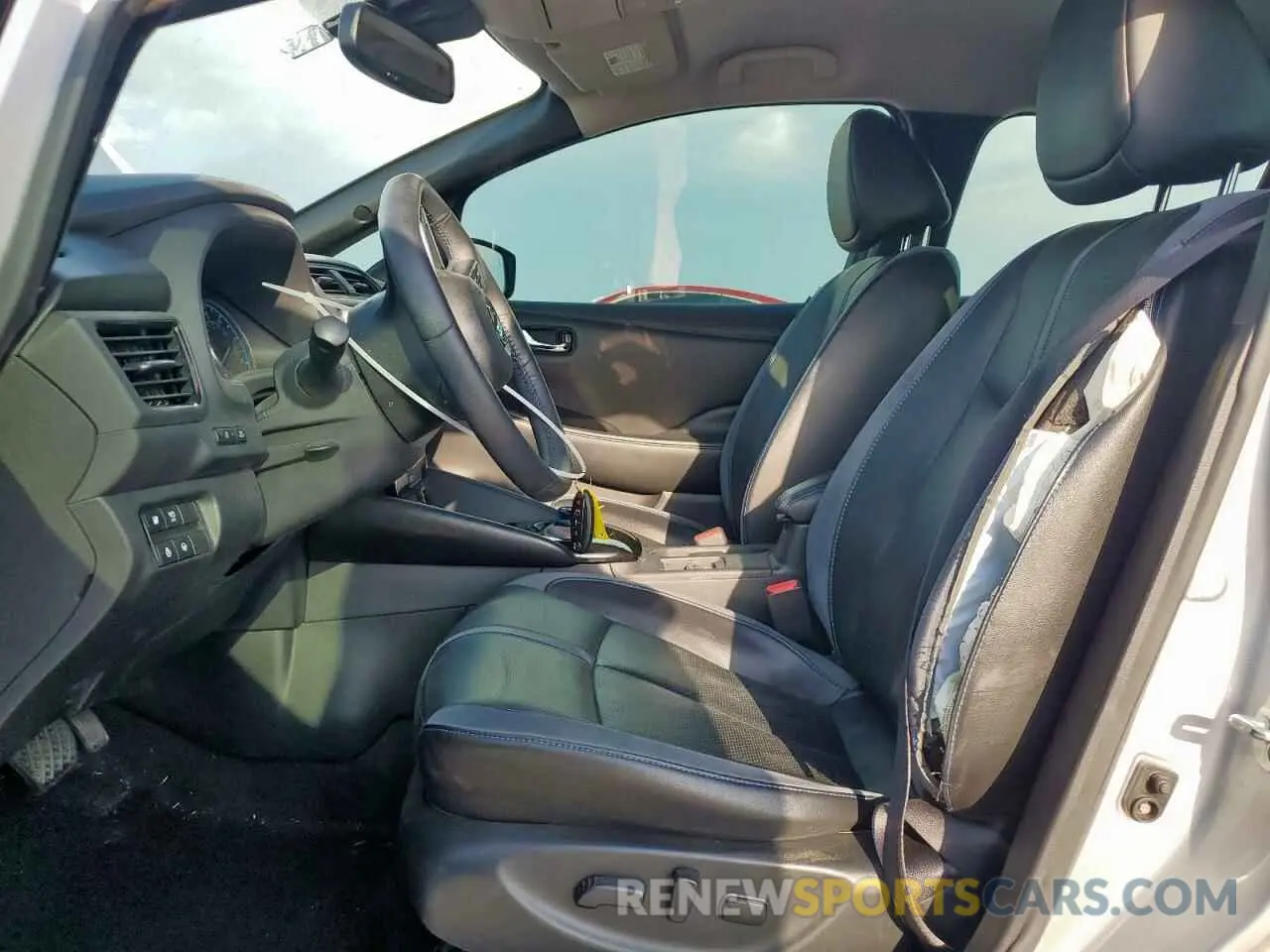 7 Photograph of a damaged car 1N4BZ1DP3LC311734 NISSAN LEAF 2020