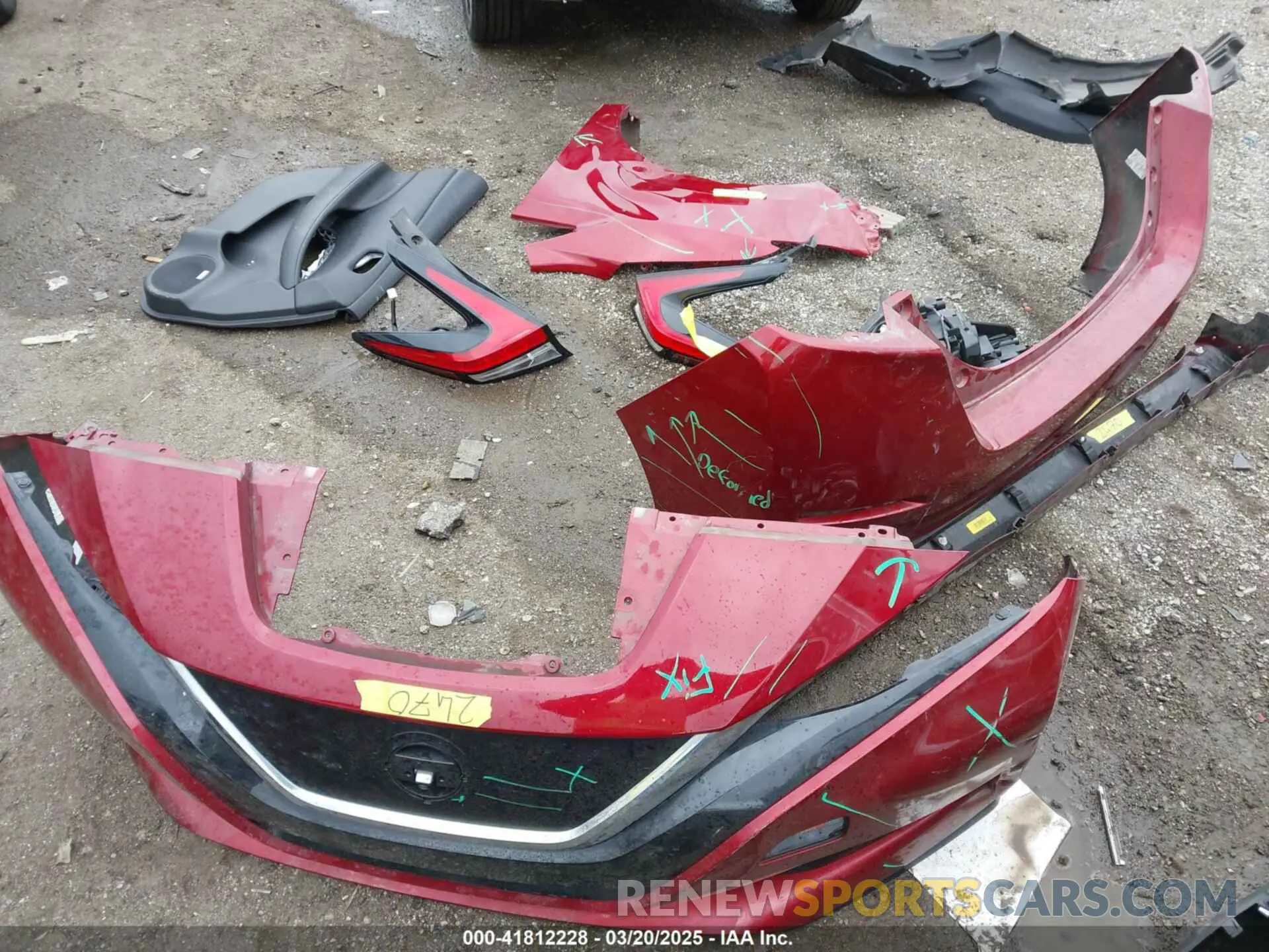 12 Photograph of a damaged car 1N4BZ1DP4LC304940 NISSAN LEAF 2020