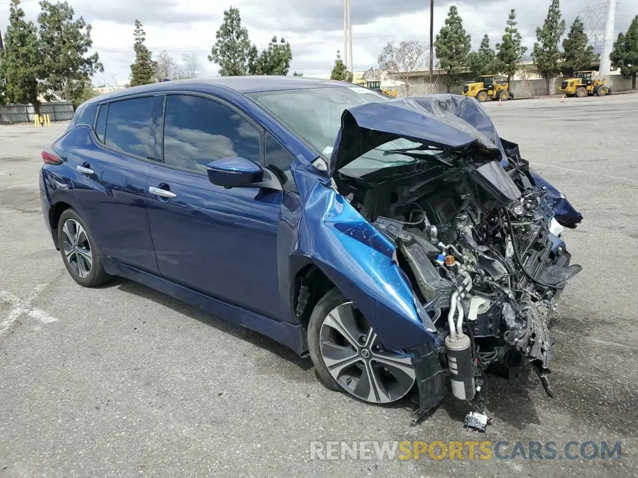 4 Photograph of a damaged car 1N4BZ1DP9LC309339 NISSAN LEAF 2020